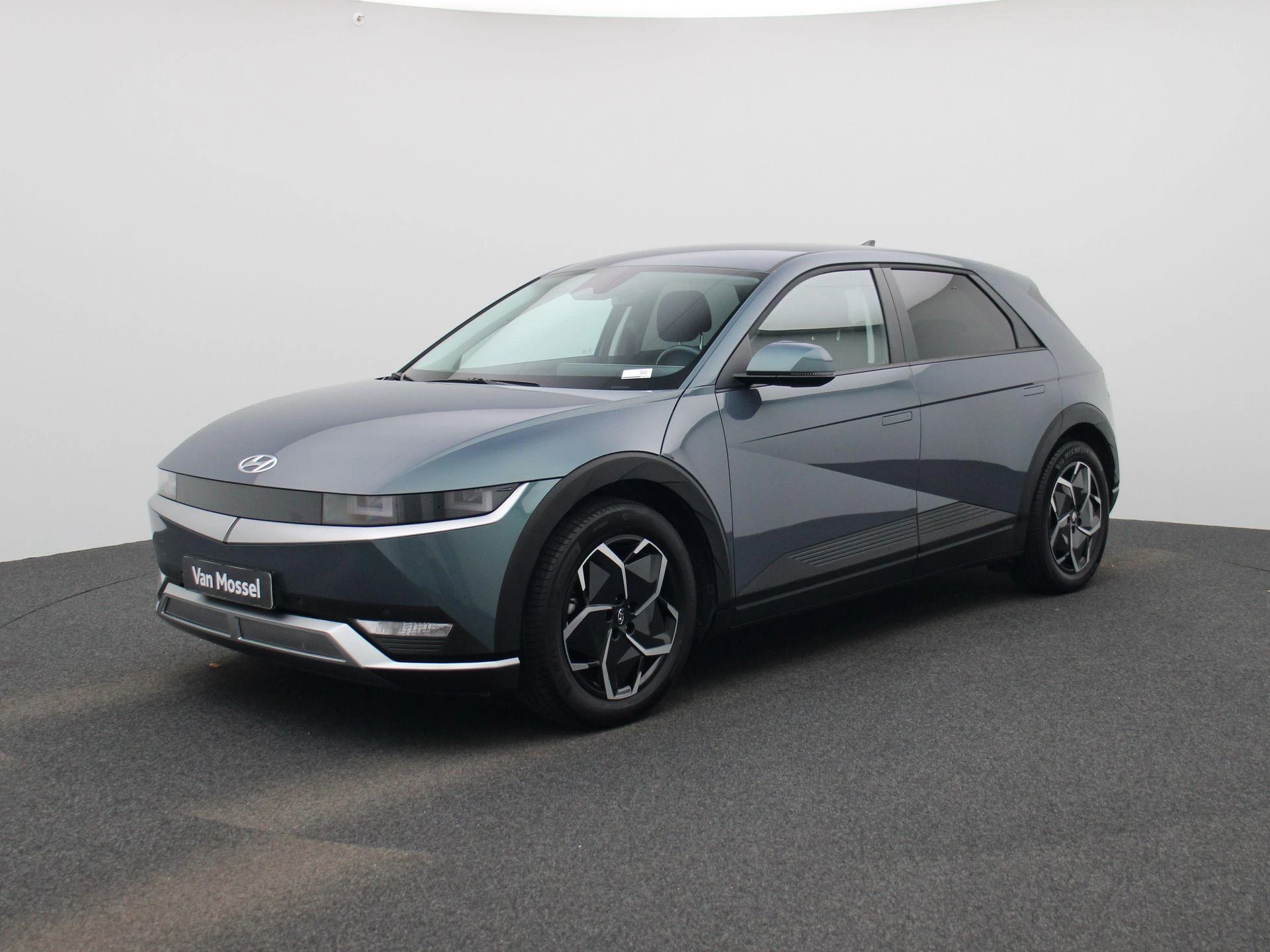 Hyundai-IONIQ 5-image-0