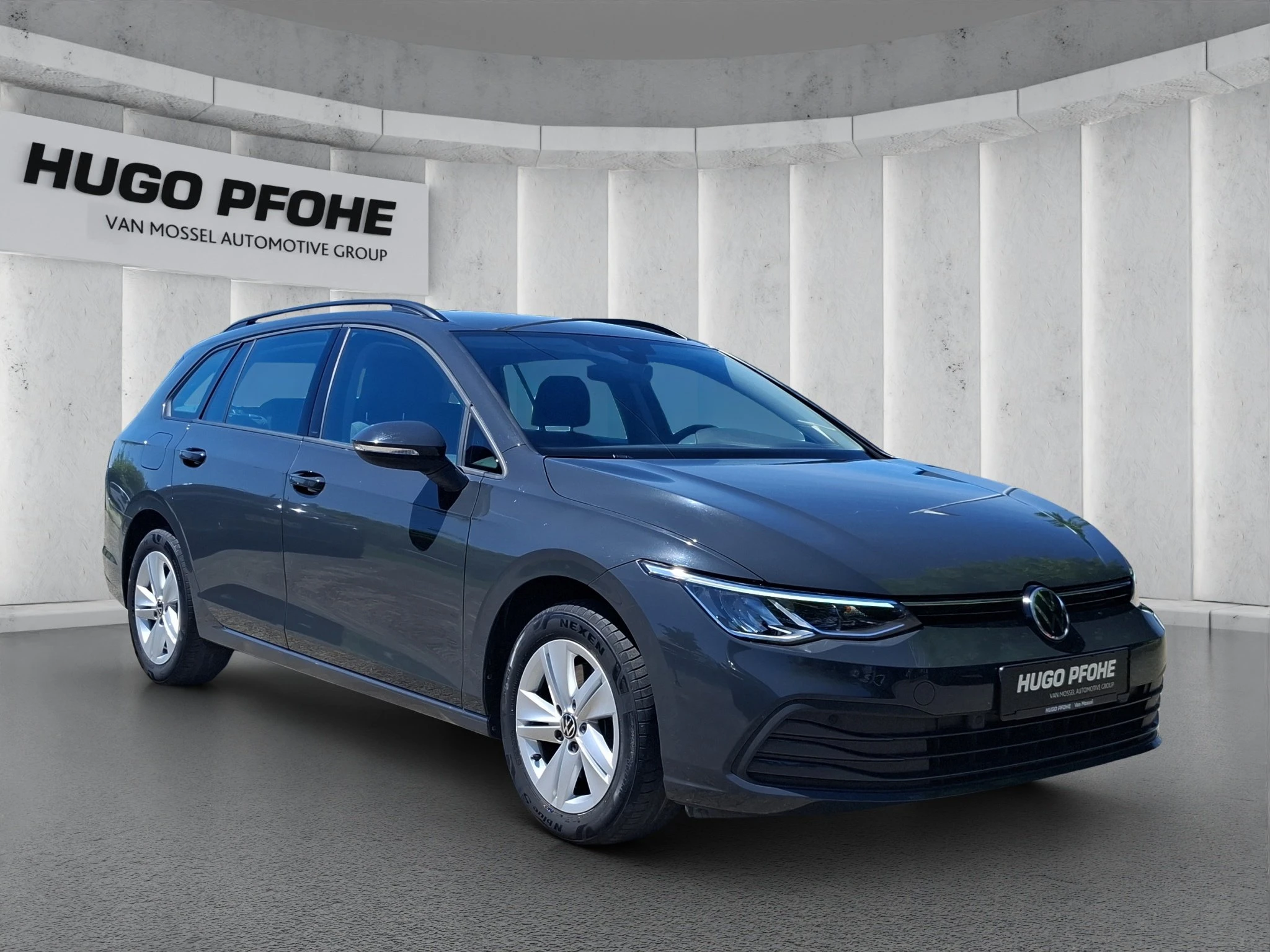Volkswagen-Golf-image-6