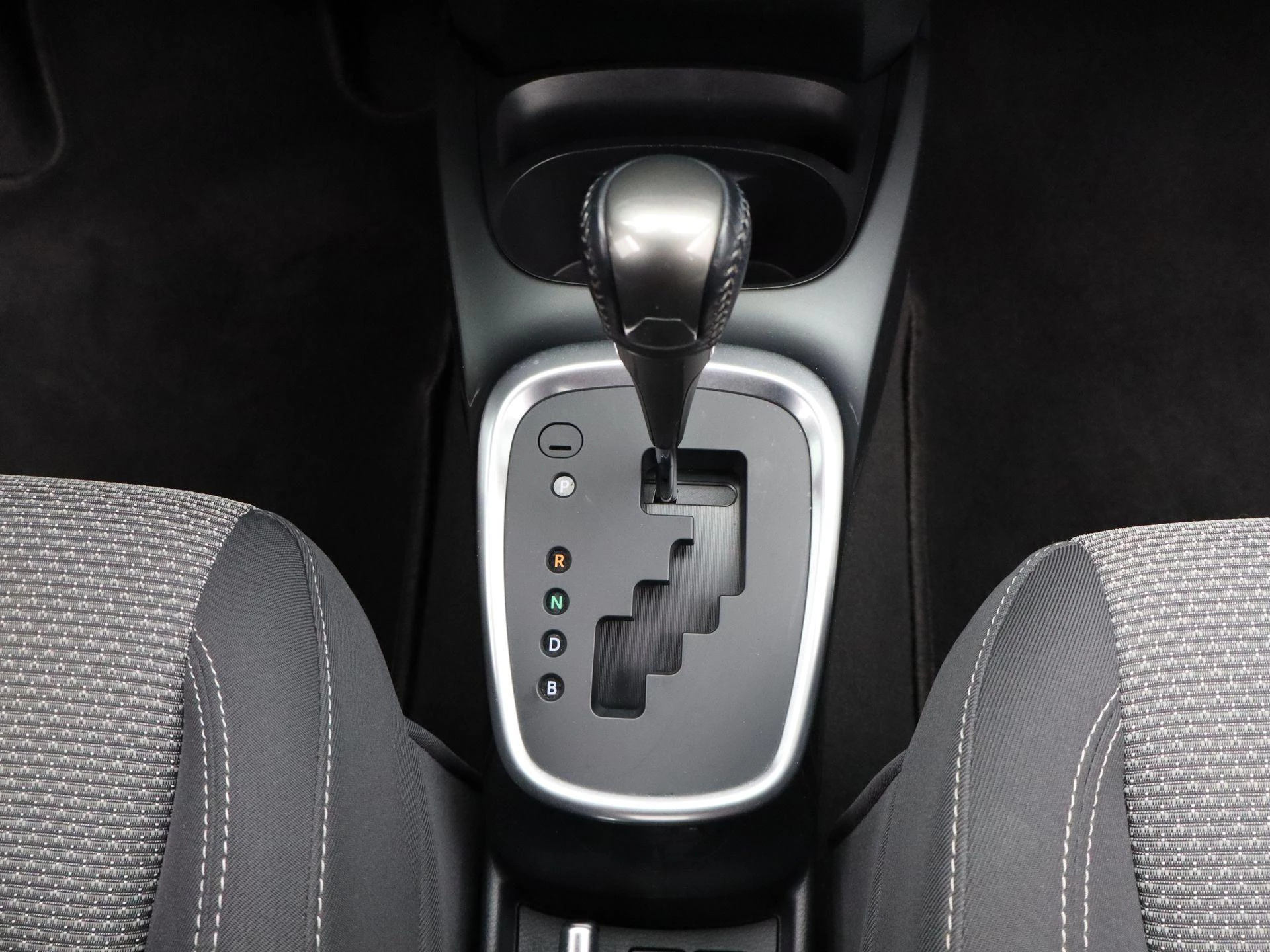 Toyota Yaris 1.5 Hybrid Trend Automaat |