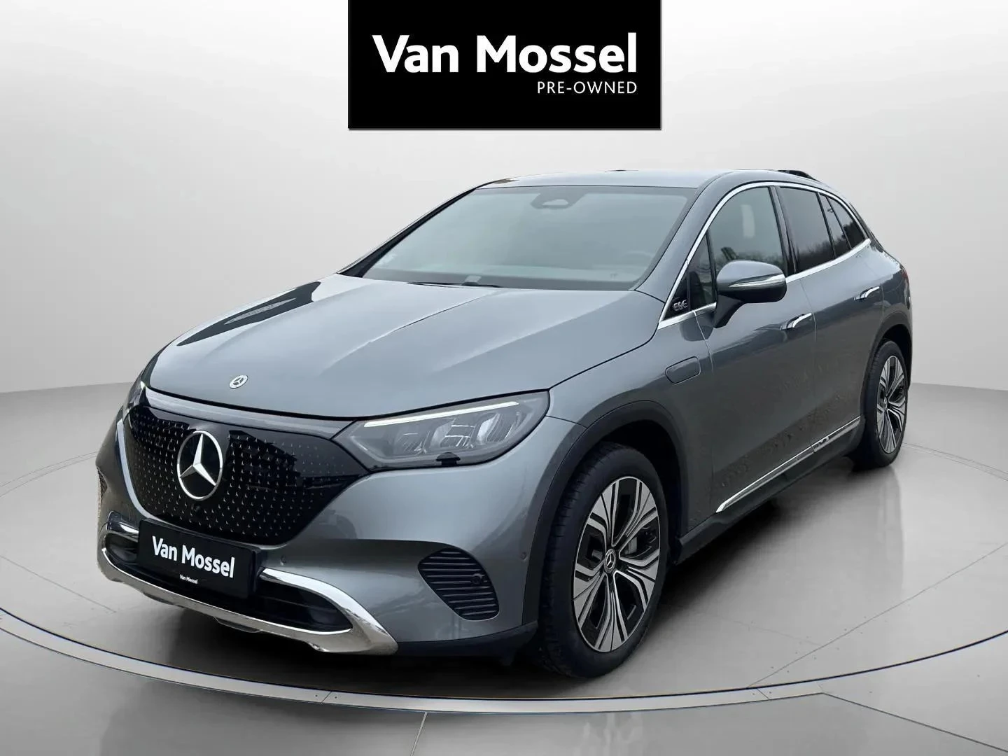 Mercedes-Benz-EQE-image-0