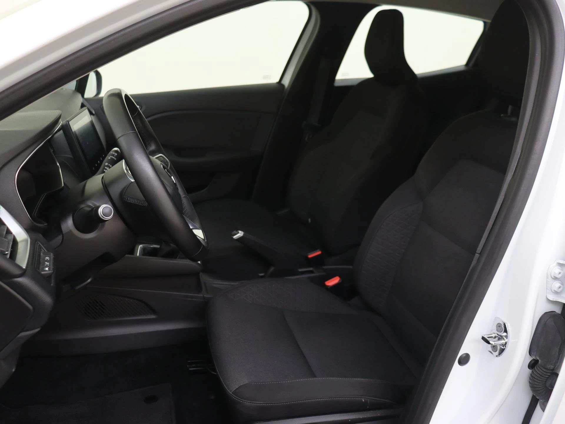 Renault-Clio-image-14