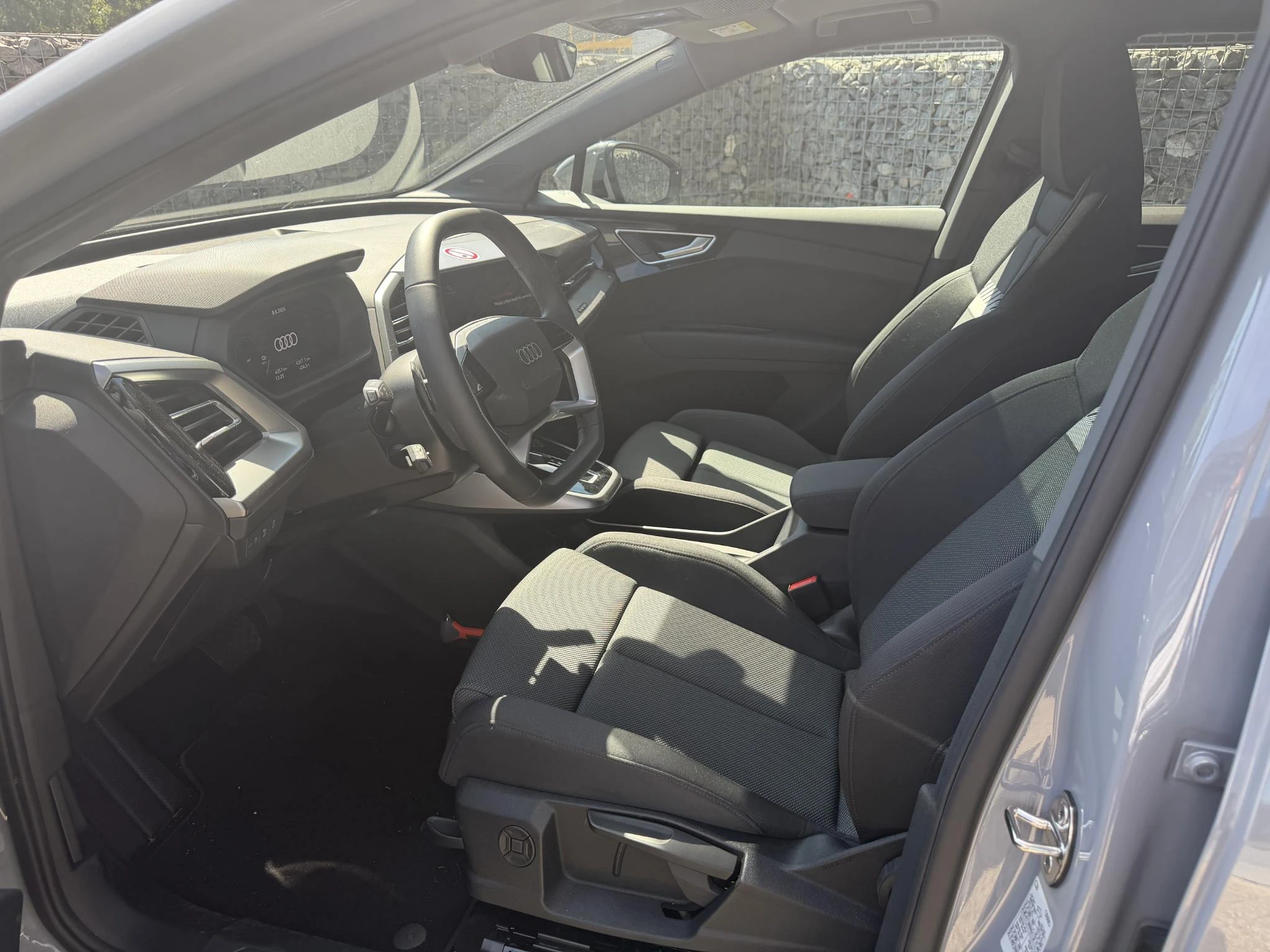 Audi-Q4 e-tron-image-12