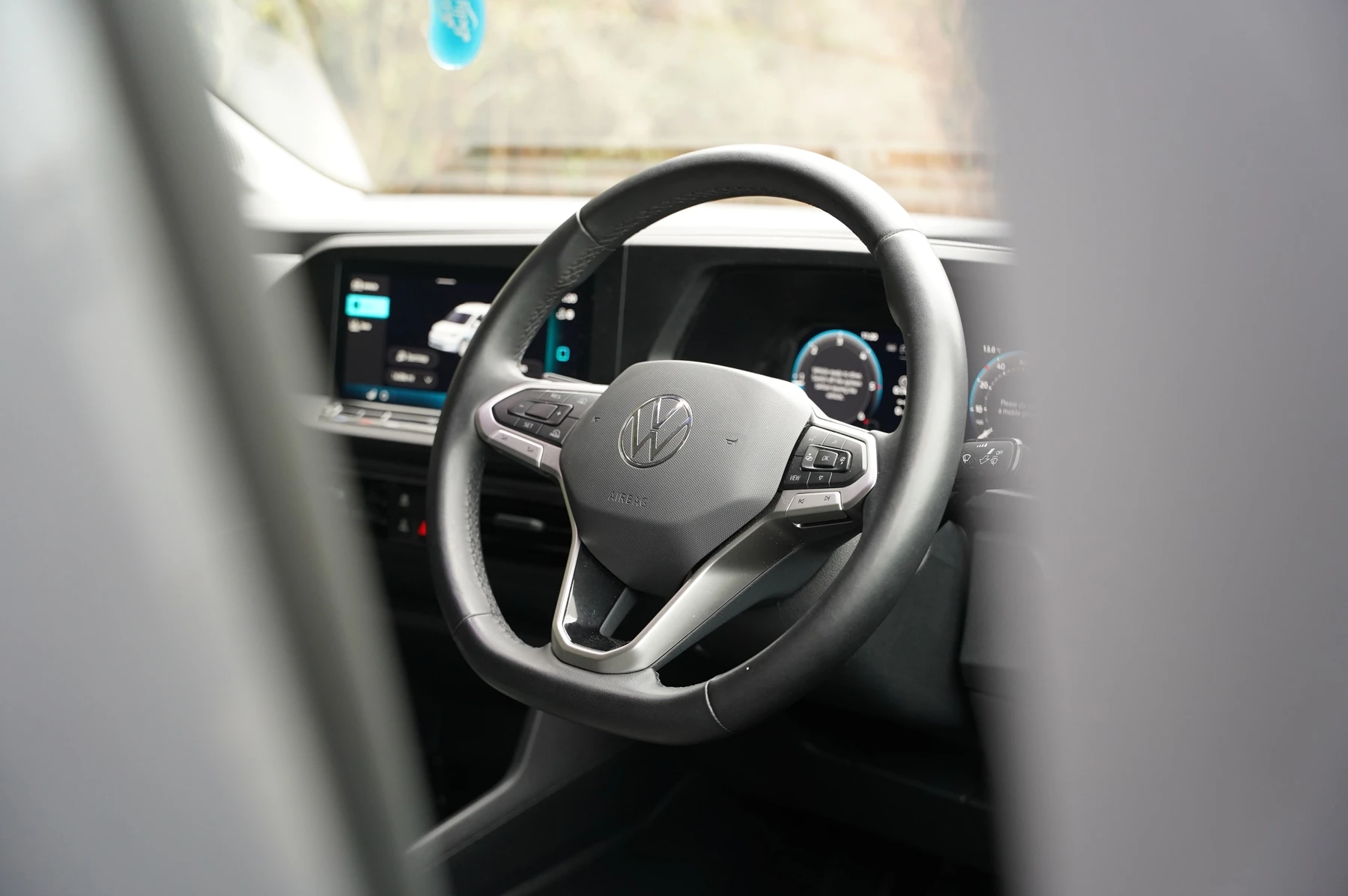 Volkswagen-Caddy-image-14