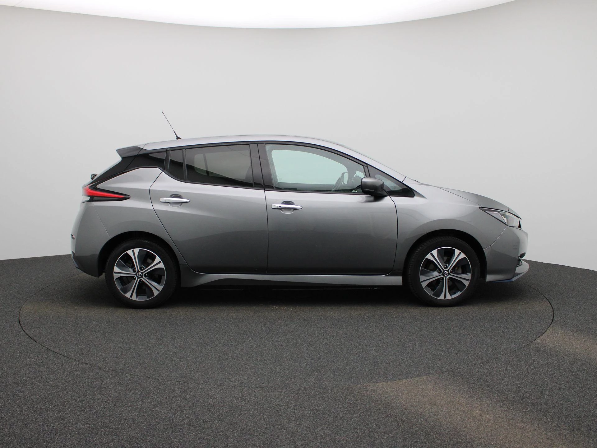 Nissan Leaf N-Connecta 62kWh