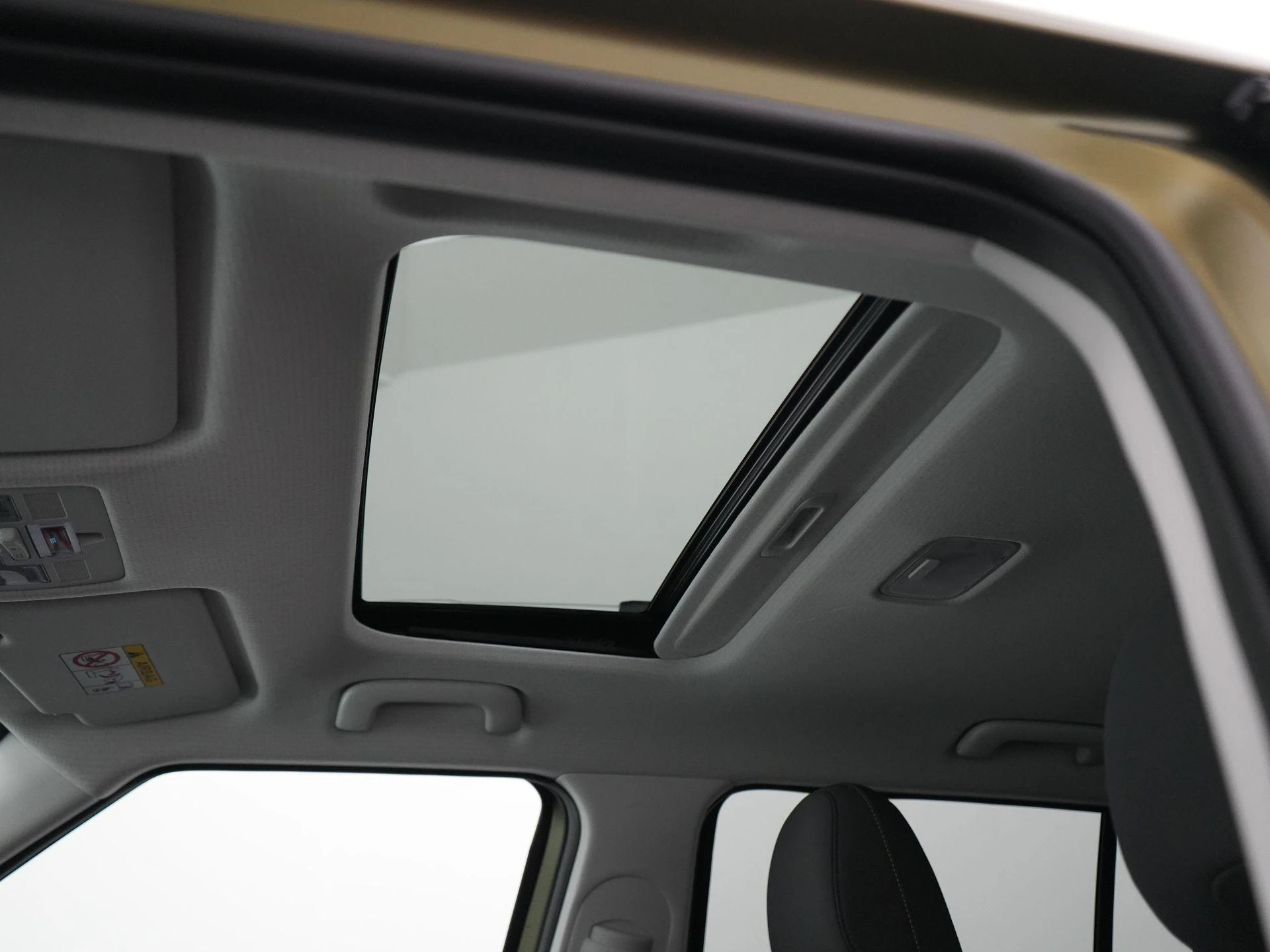 Hyundai-Inster-image-37