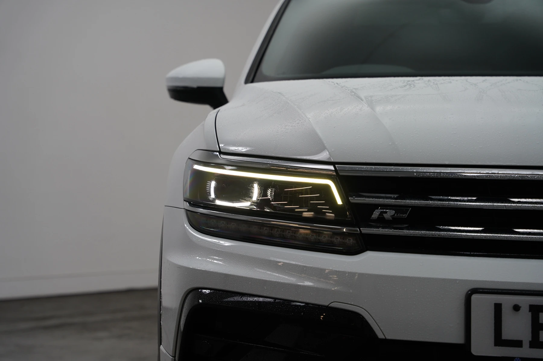 Volkswagen-Tiguan-image-44