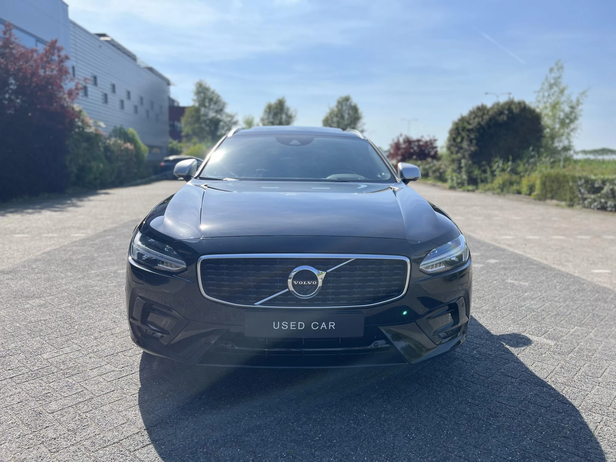 Volvo-V90-image-18