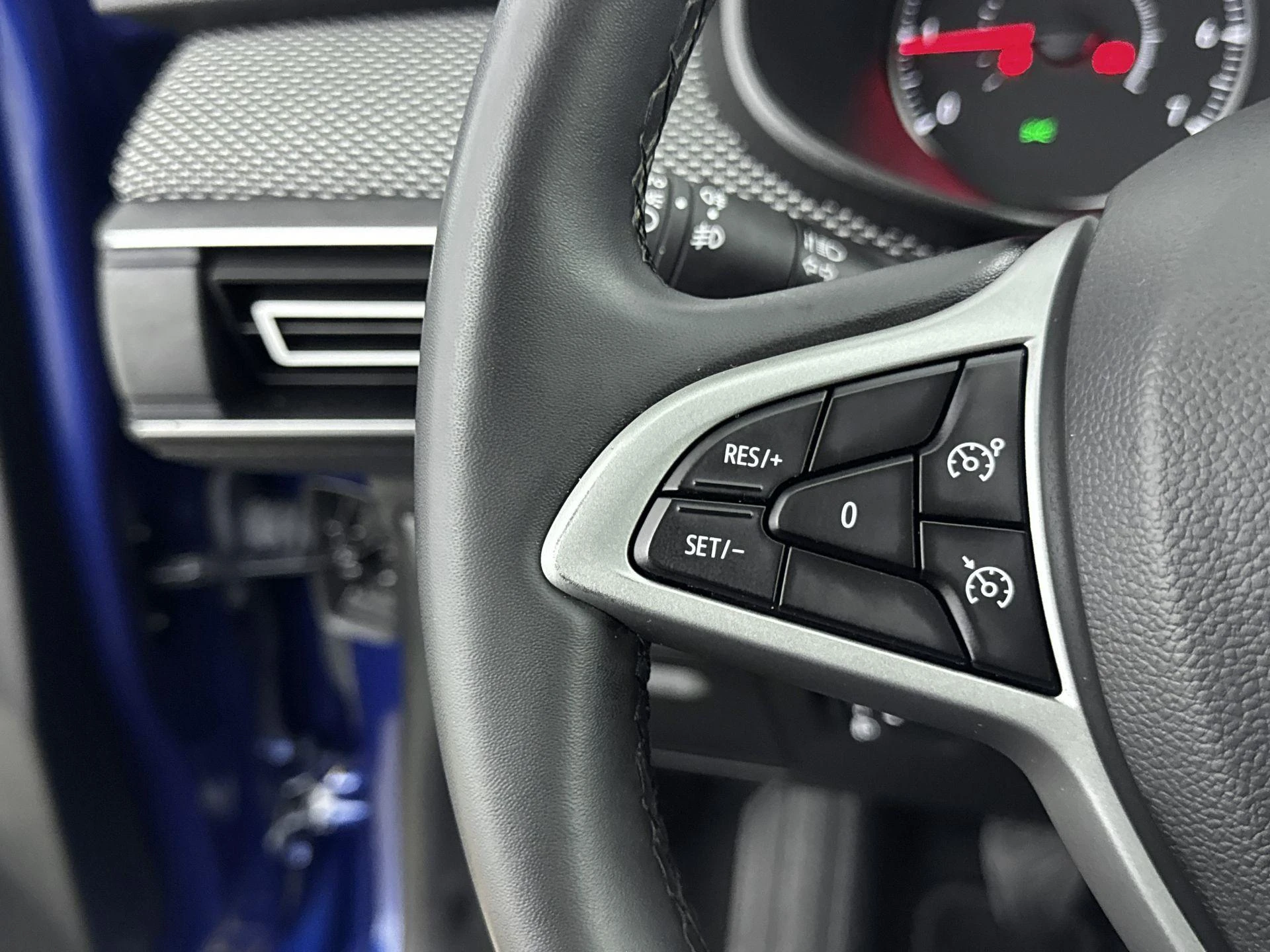 Dacia-Sandero-image-5