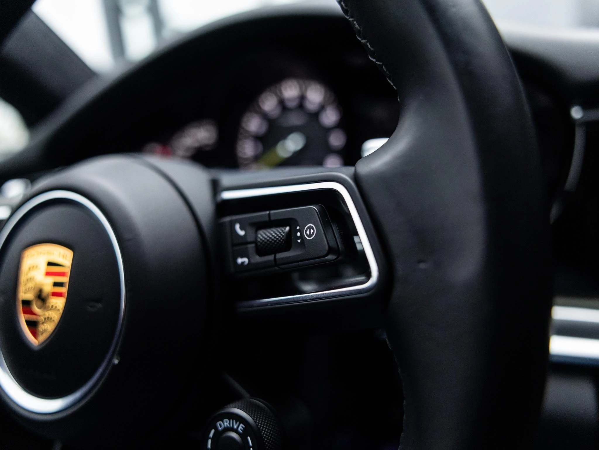 Porsche-Panamera-image-32