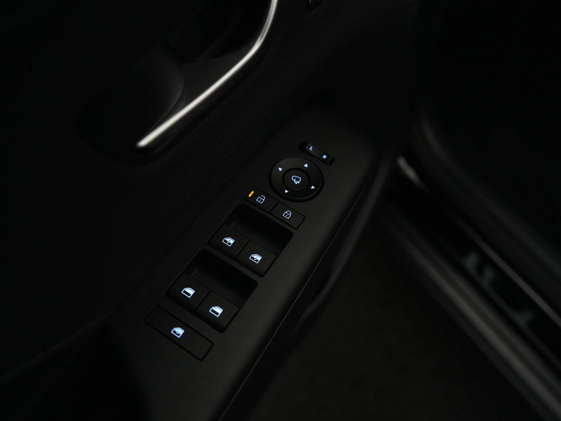 Hyundai-Kona-image-34