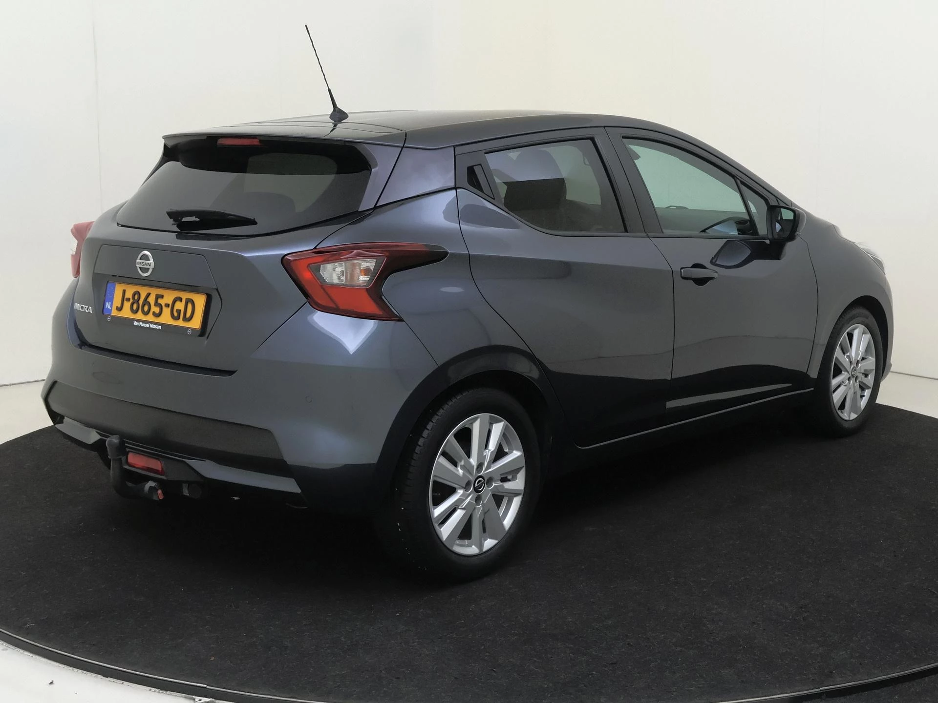 Nissan-Micra-image-3