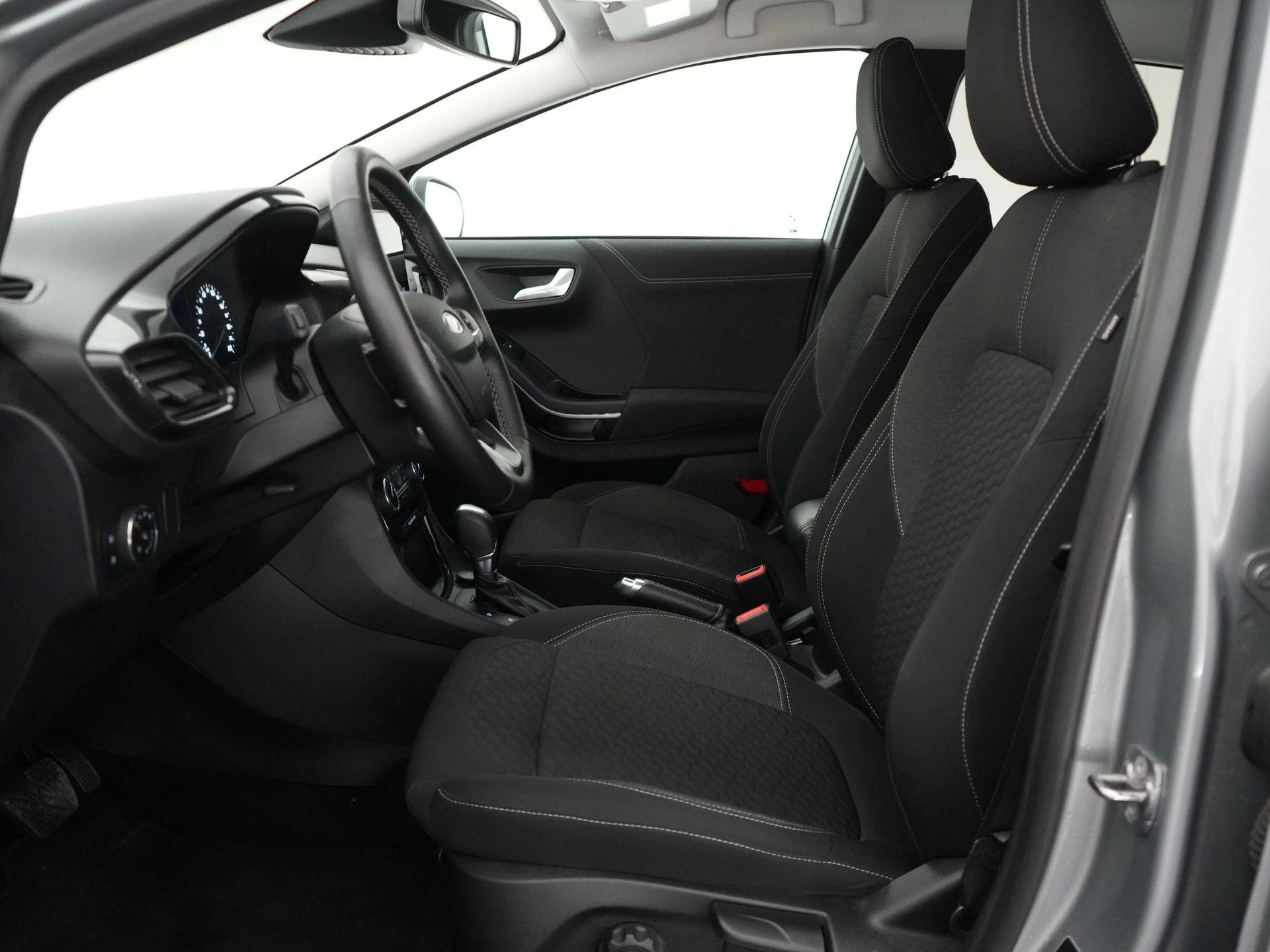Ford Puma 1.0i Ecoboost MHEV 92kW Aut. Titanium