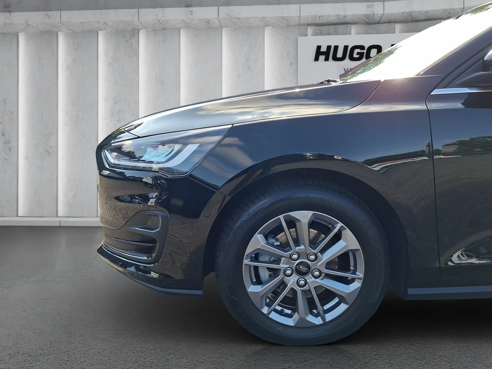 Ford Focus Titanium Turnier 1.0 EB LED | GJR | RFK | SHZ | PDC | LMF | Navi