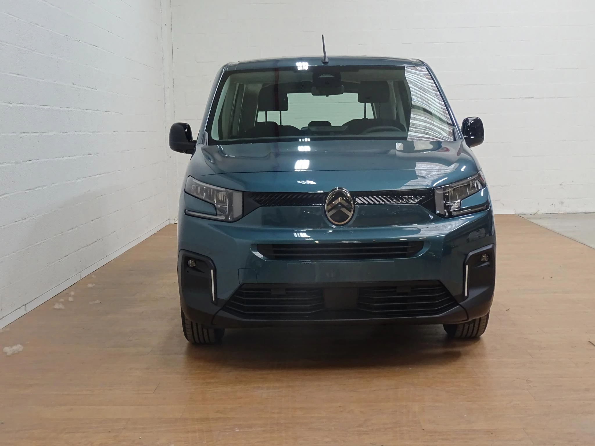 Citroën Berlingo MPV XL 1.5 BlueHDi 100 S&S BVM6 PLUS