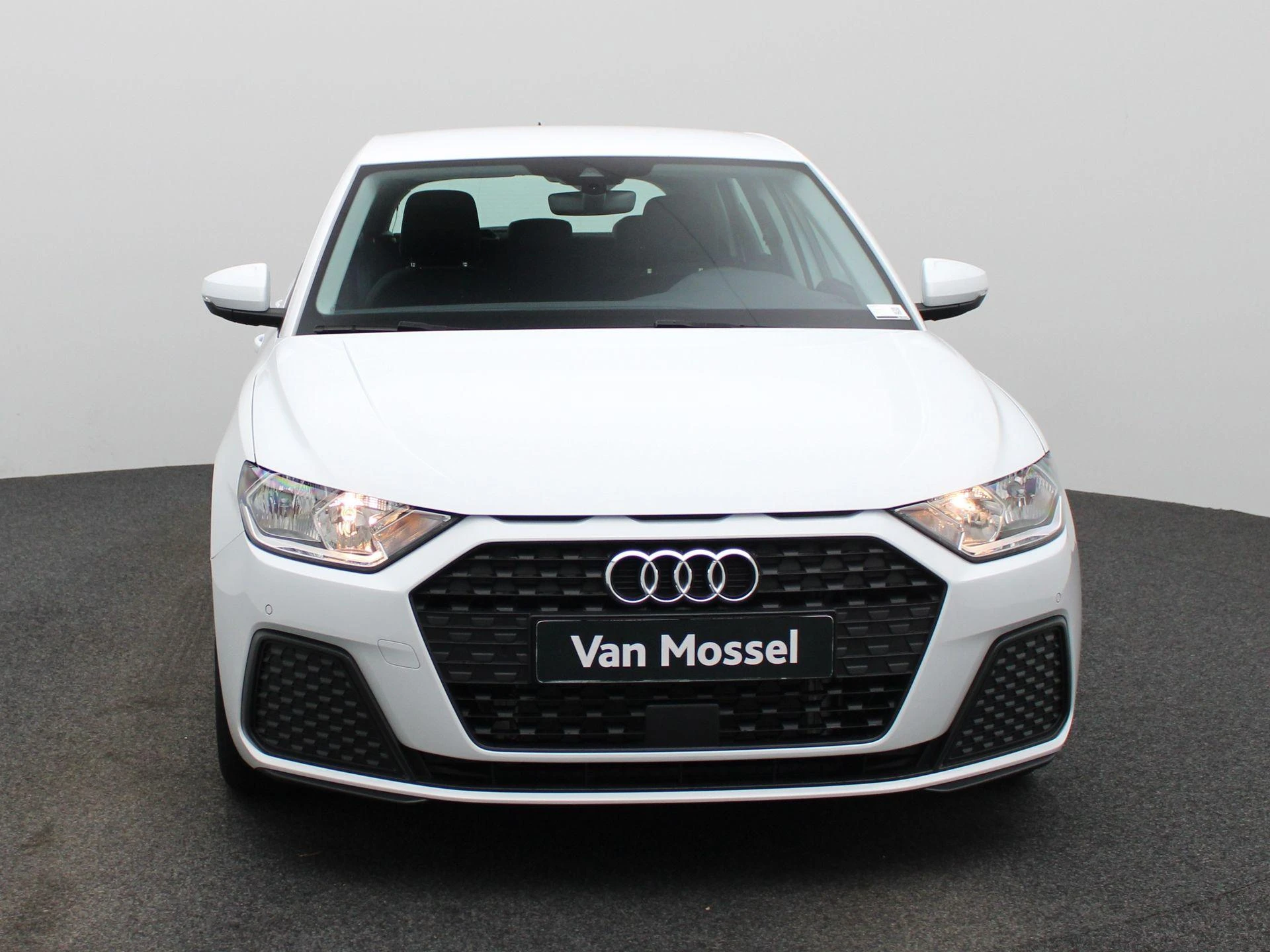 Audi-A1 Sportback-image-2