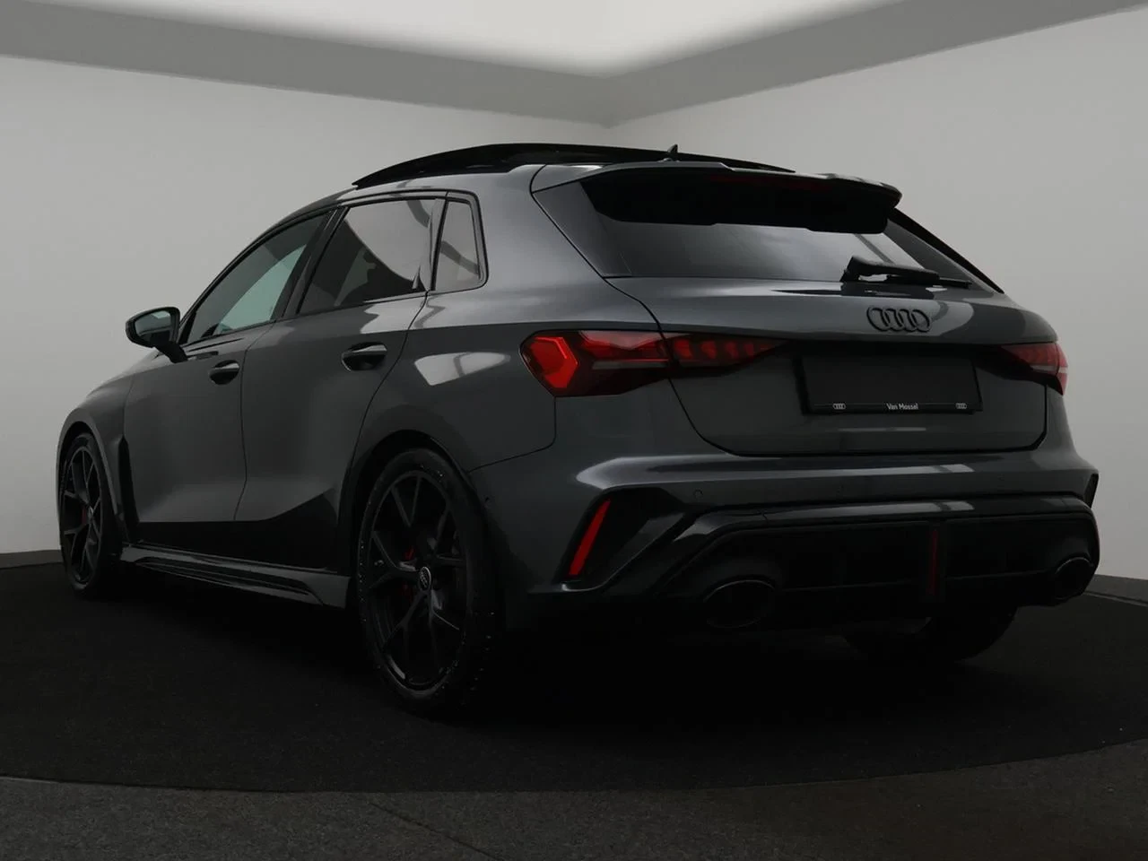 Audi-RS3-image-1