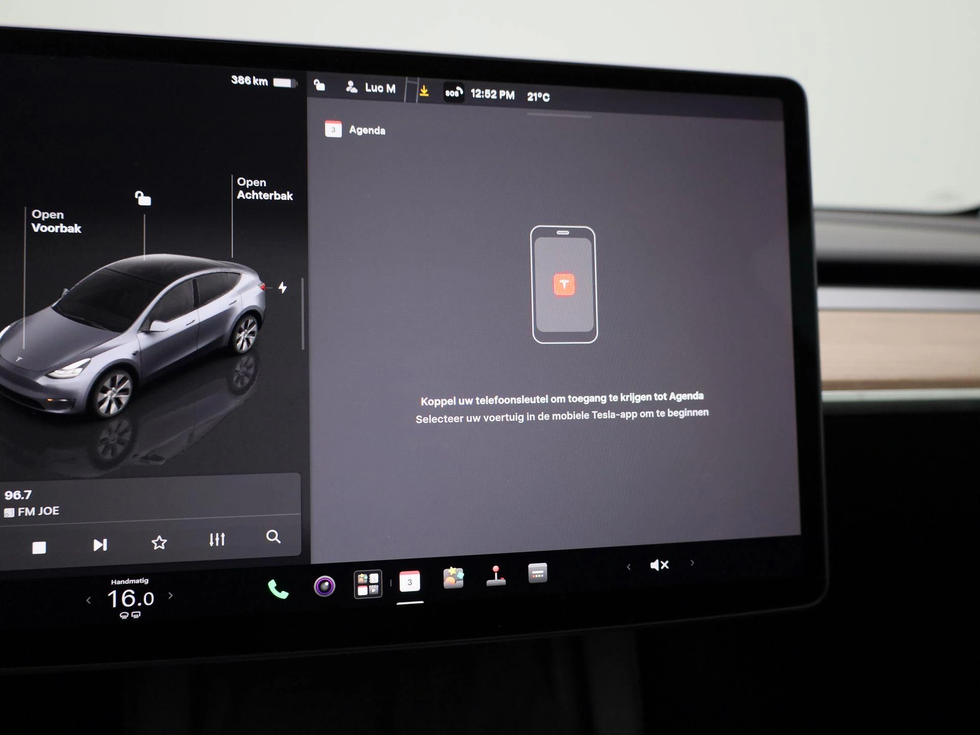 Tesla-Model Y-image-26