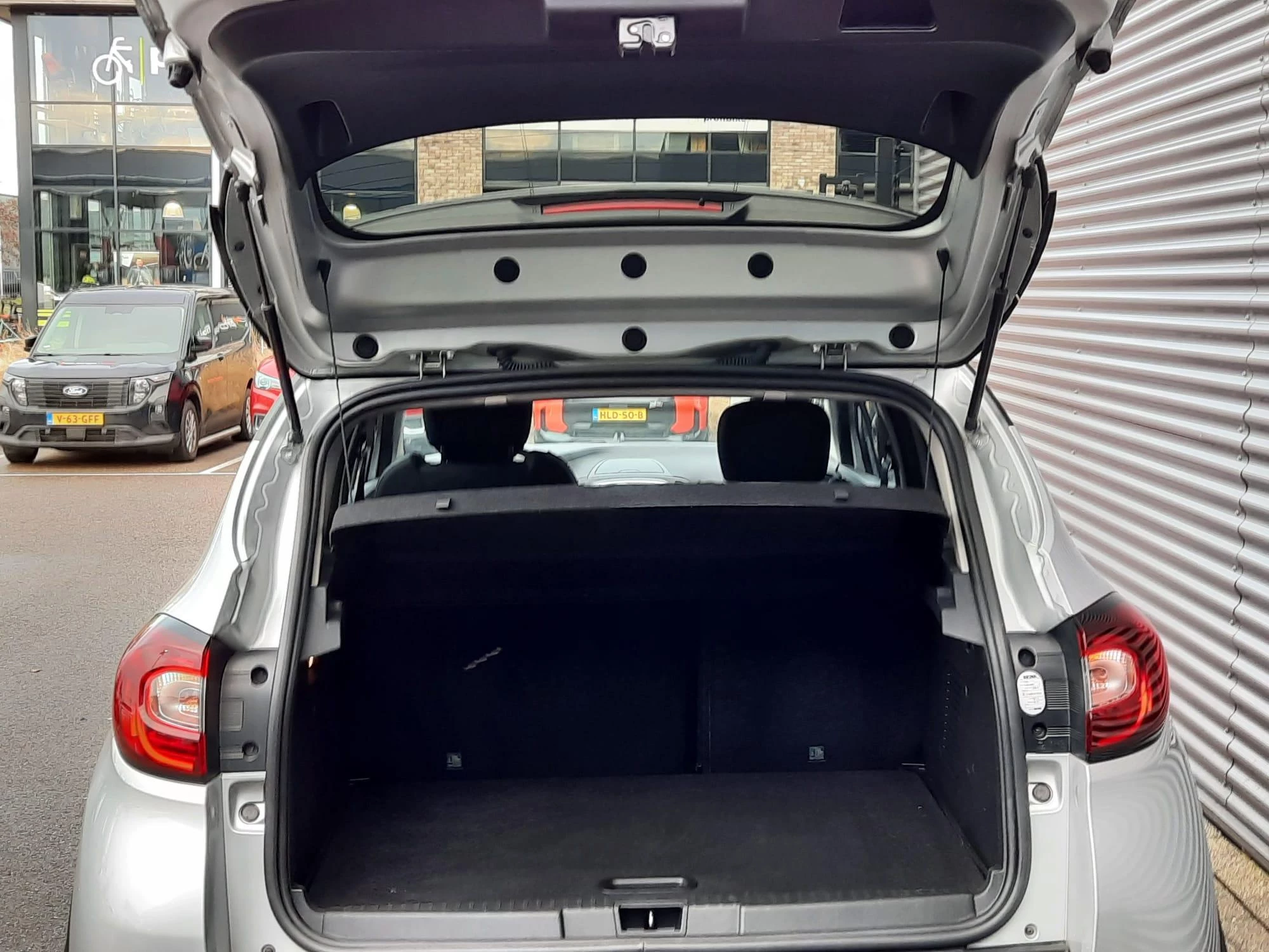 Renault-Captur-image-8