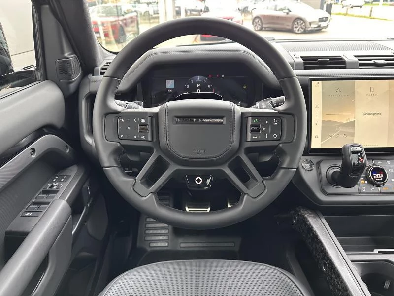 Land Rover Defender 110 P635 OCTA Black Edition AWD Auto. 26MY
