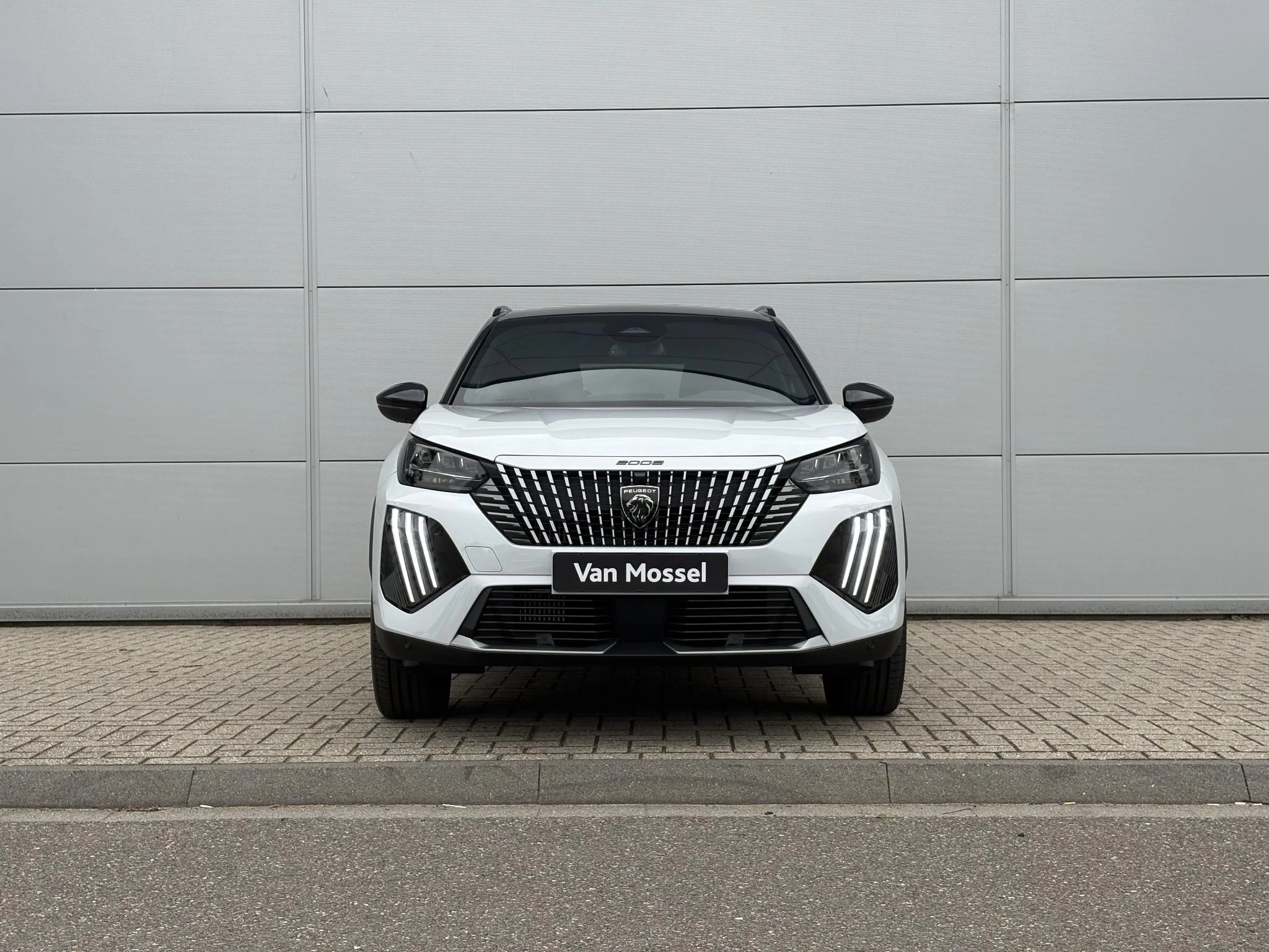 Peugeot 2008 1.2 Hybrid 145 GT