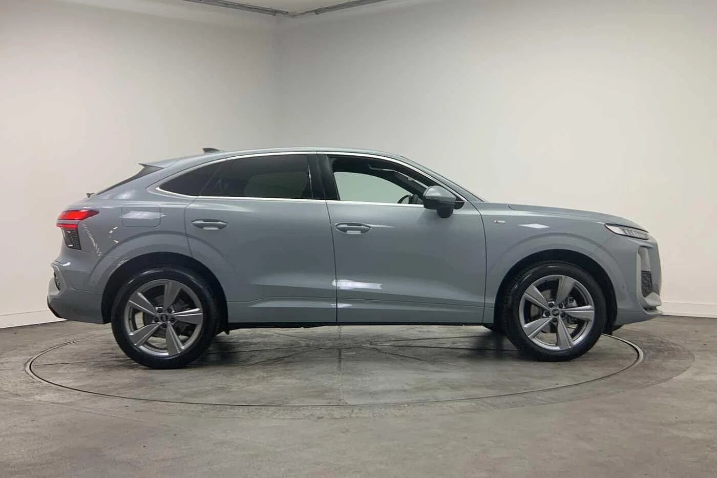 Audi-Q3-image-3