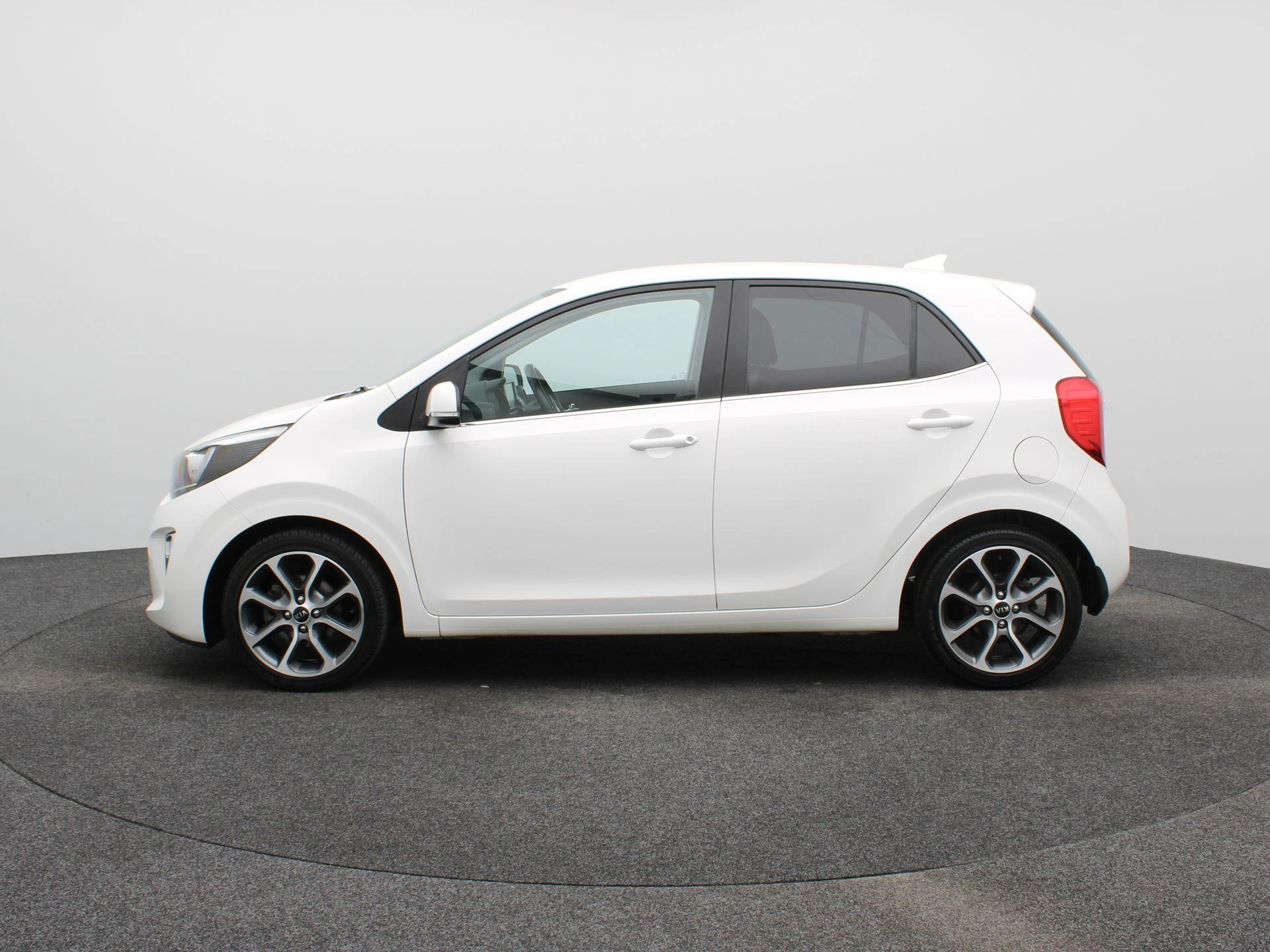 Kia-Picanto-image-5