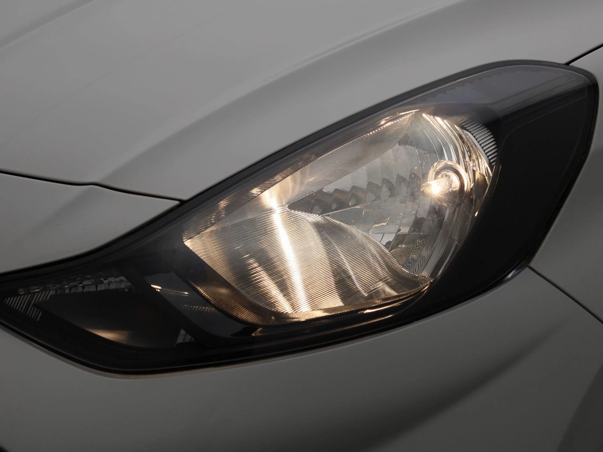 Hyundai-i10-image-12