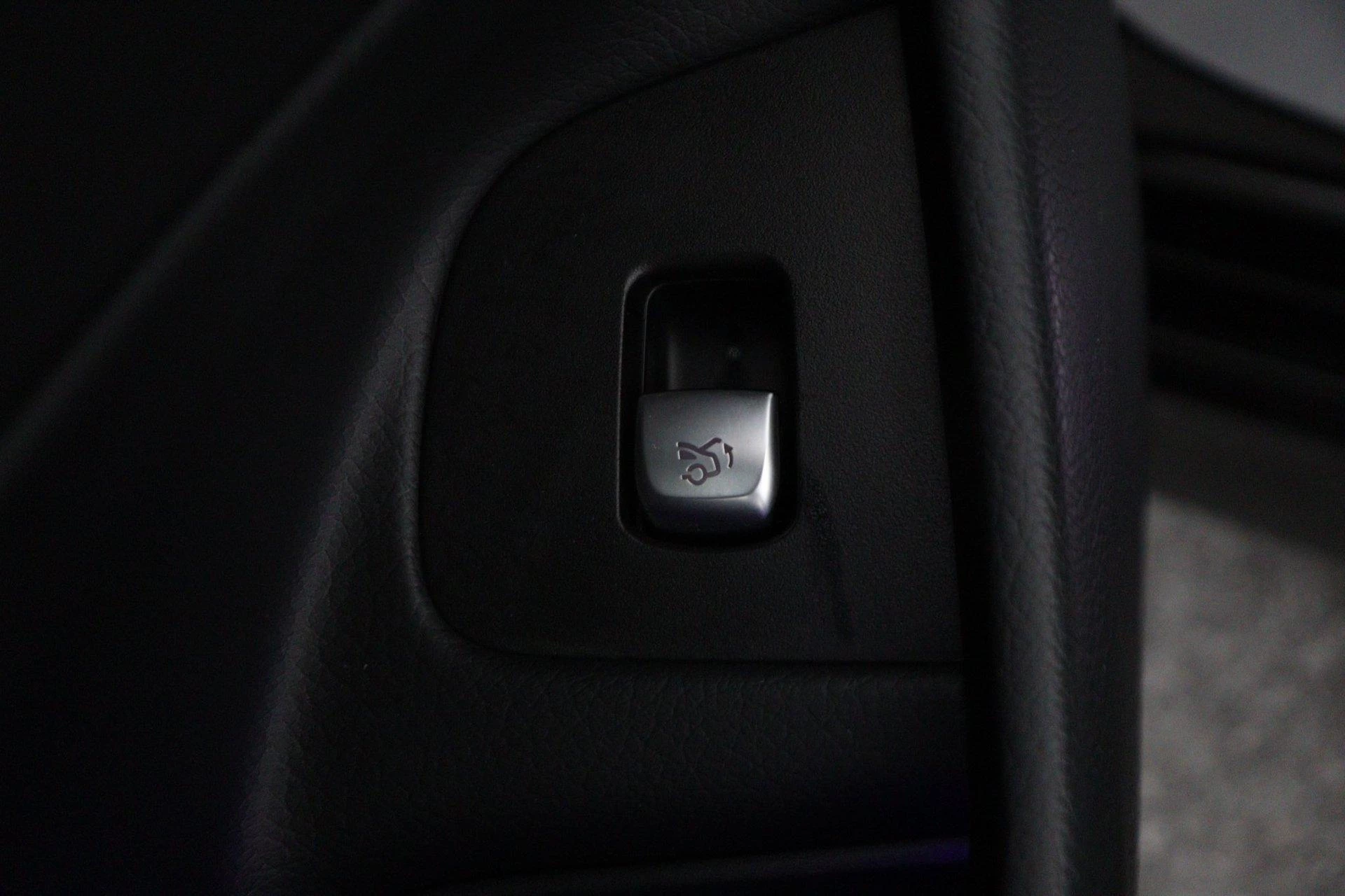 Mercedes-Benz E-Klasse 200 Business Solution Automaat |