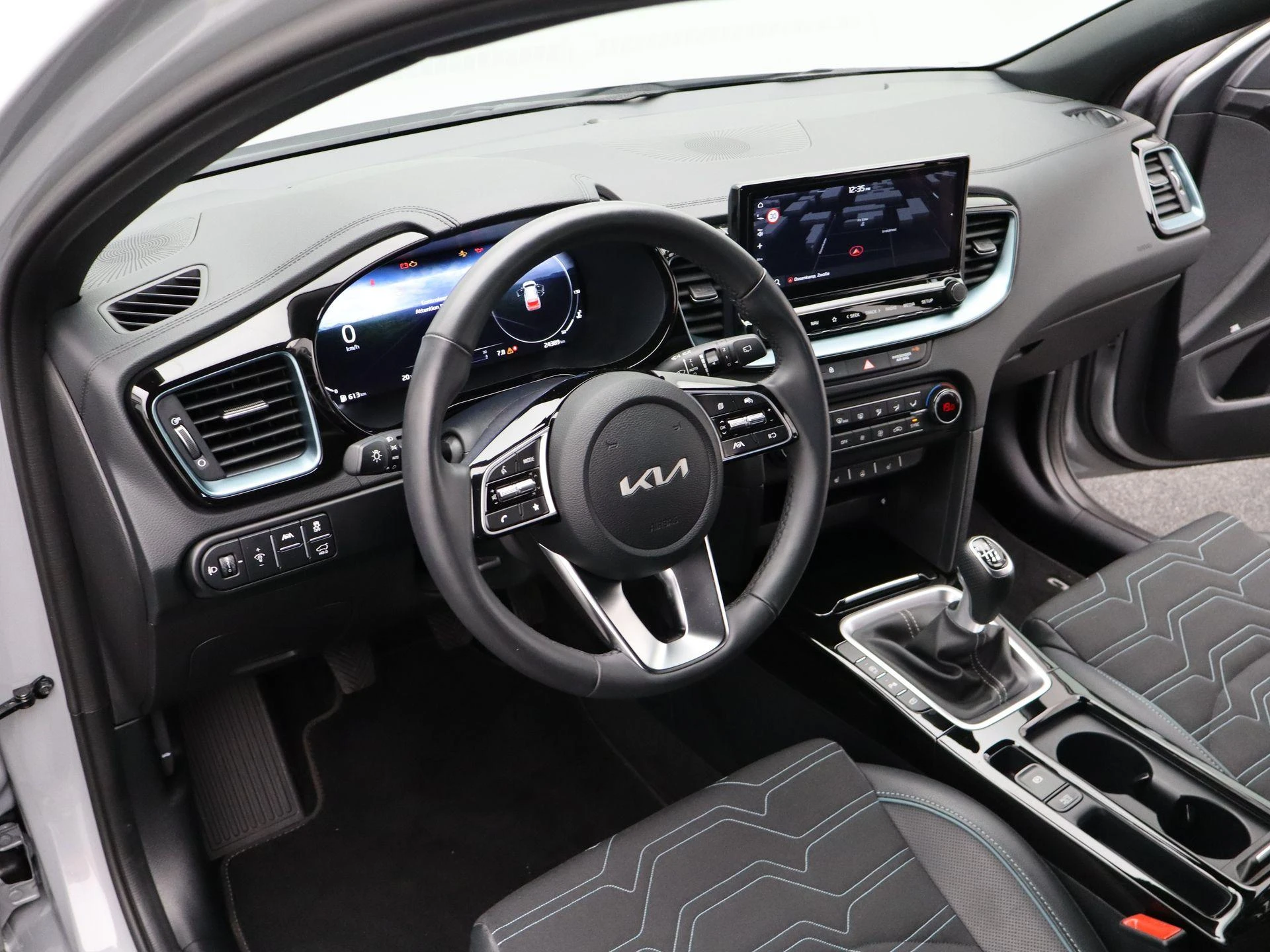 Kia-Ceed Sportswagon-image-31