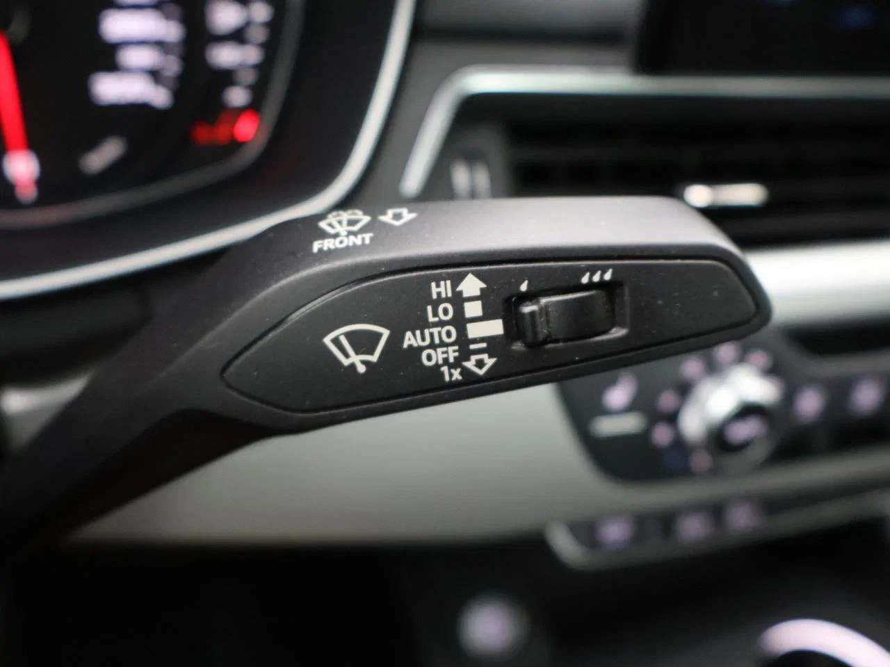 Audi-A4-image-12