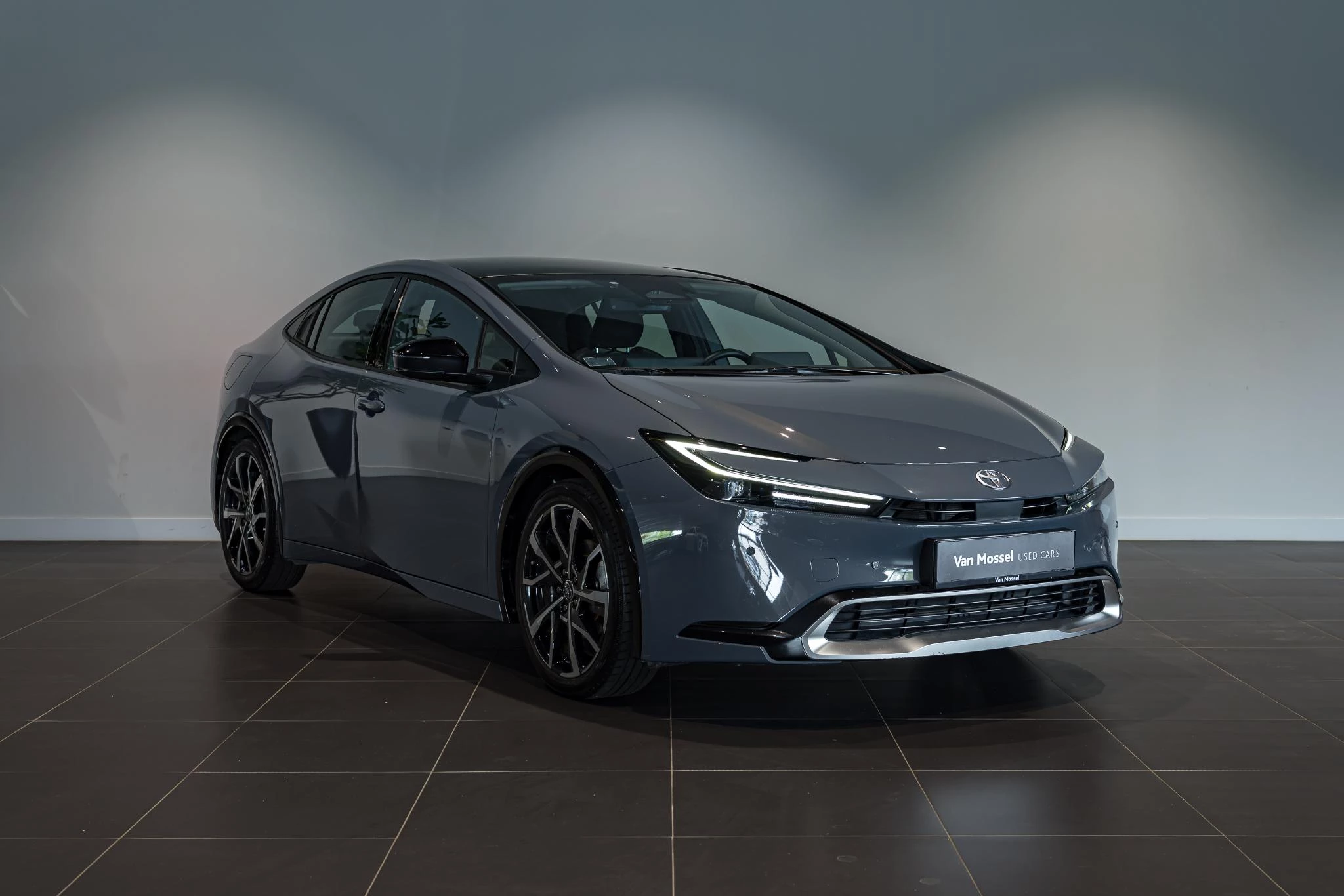 Toyota Prius 2.0 PHEV 164kW Premium Plus e-CVT