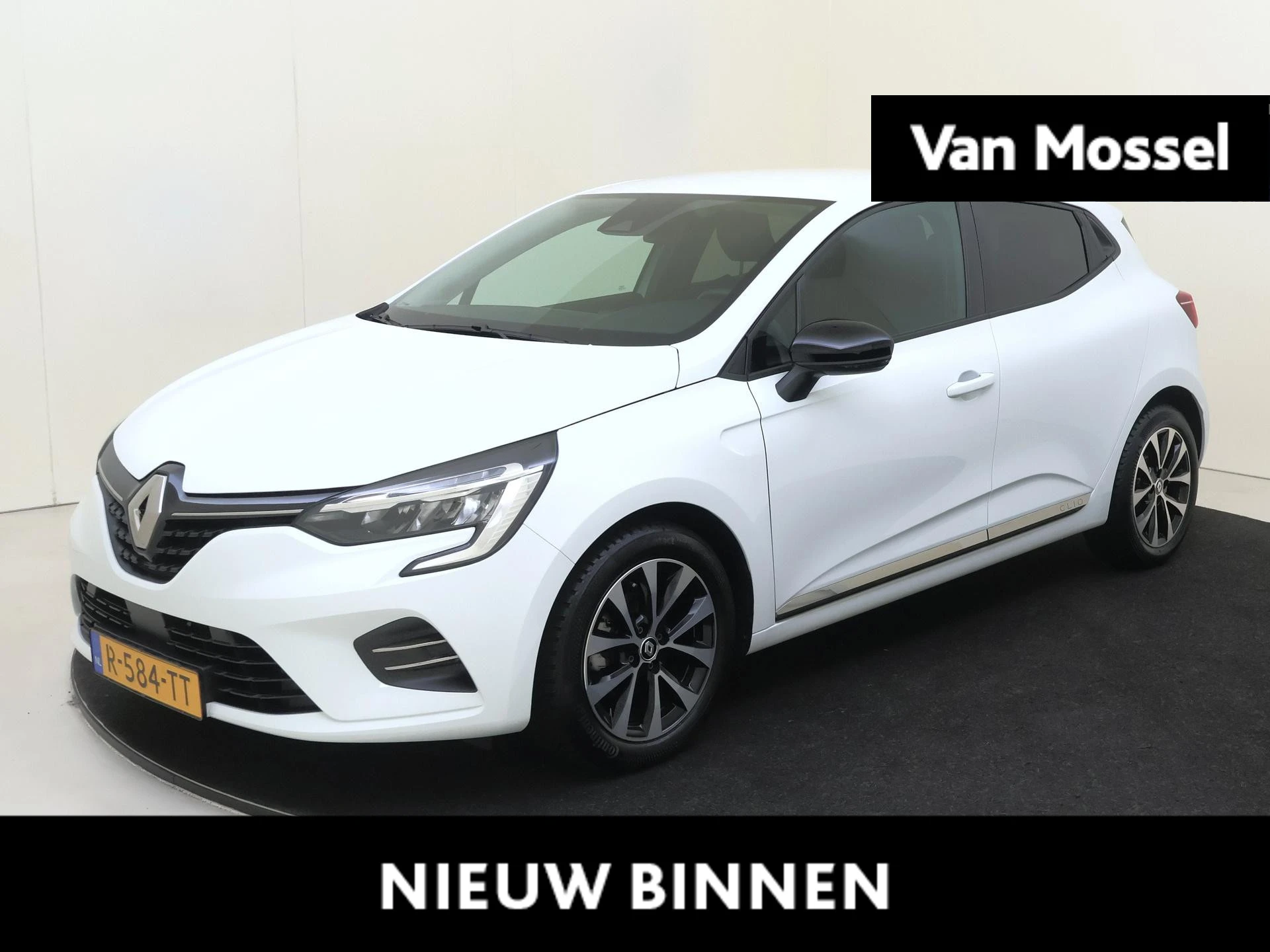 Renault-Clio-image-0