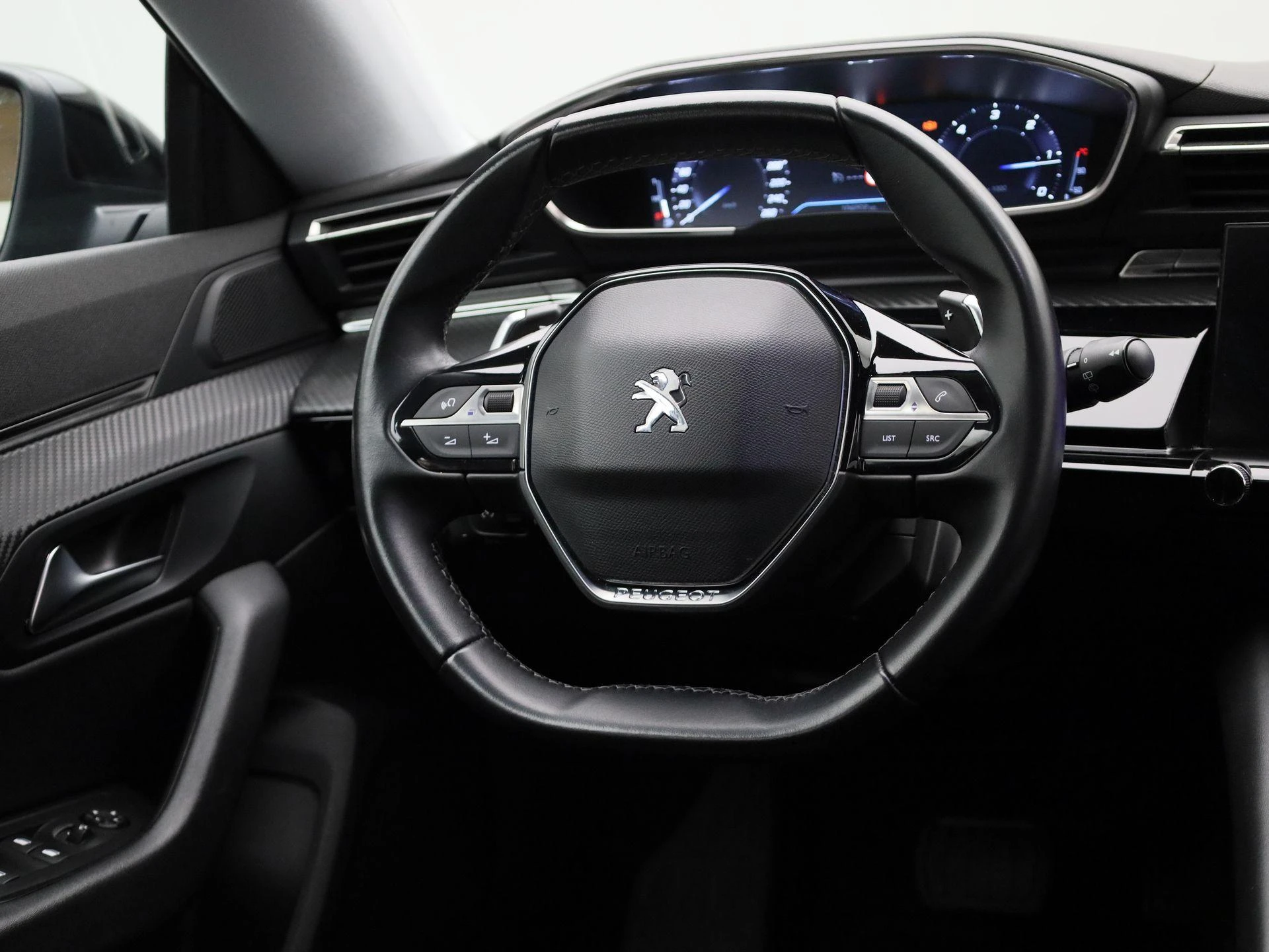Peugeot-508-image-10