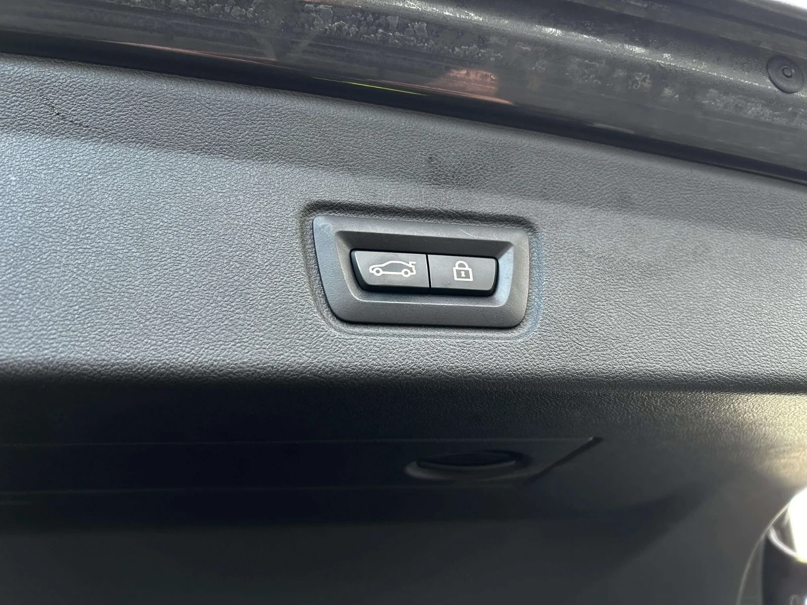 BMW-i4-image-21