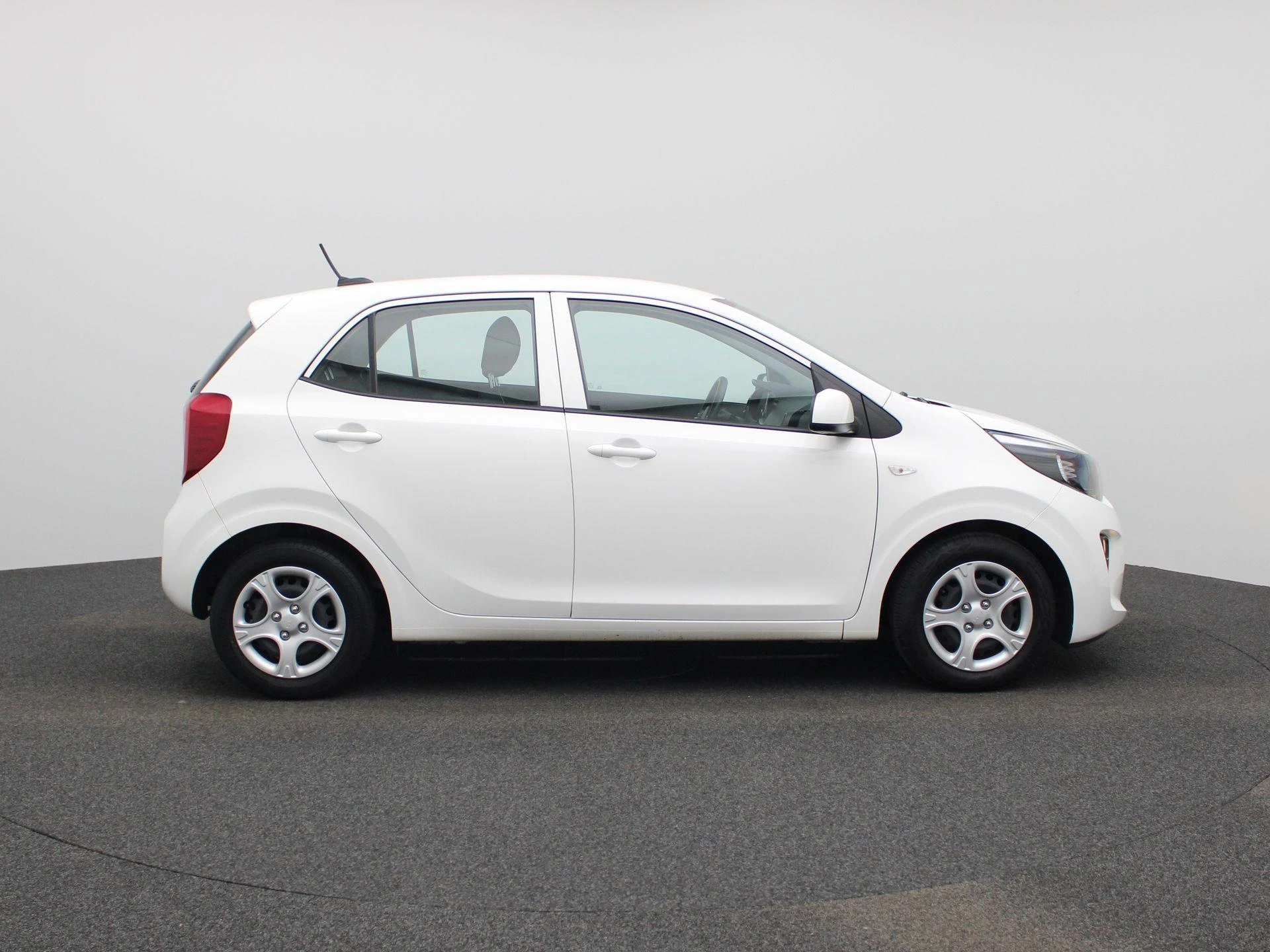 Kia-Picanto-image-5
