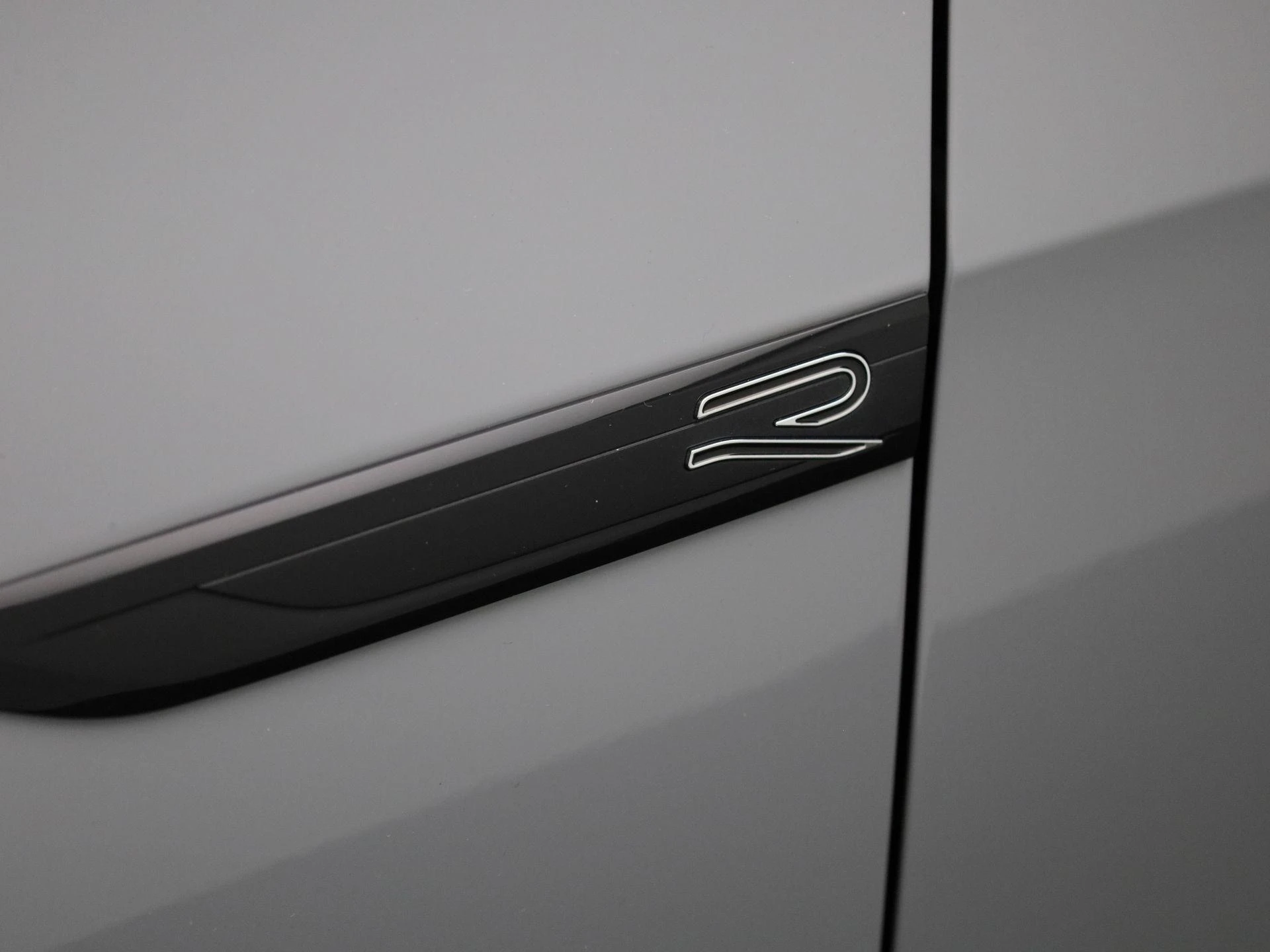 Volkswagen Golf 2.0 TSI R-Line