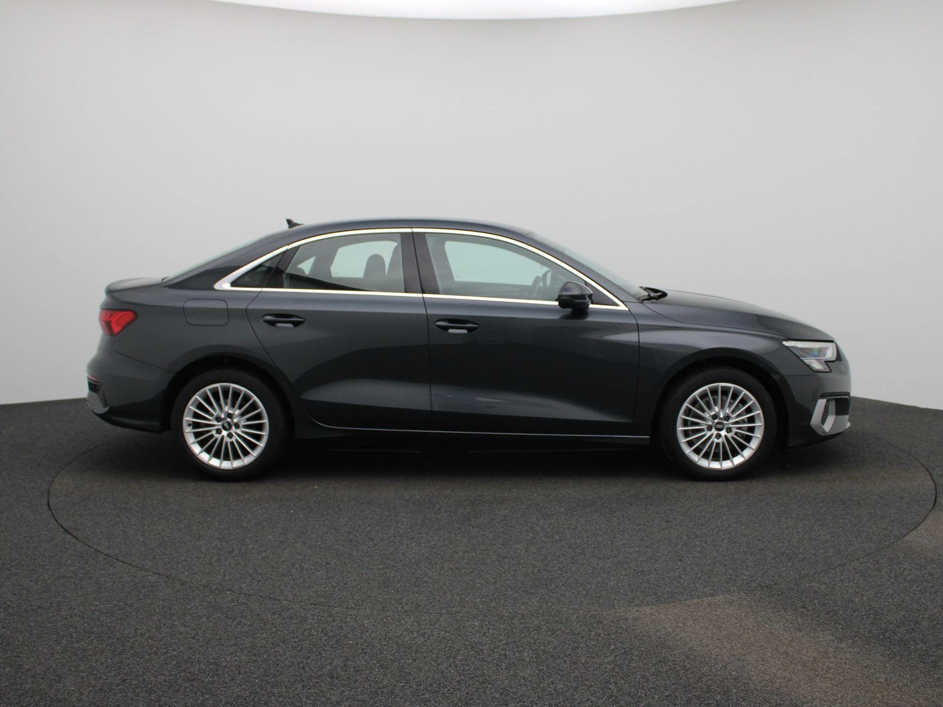 Audi A3 Limousine 30 TFSI Business edition