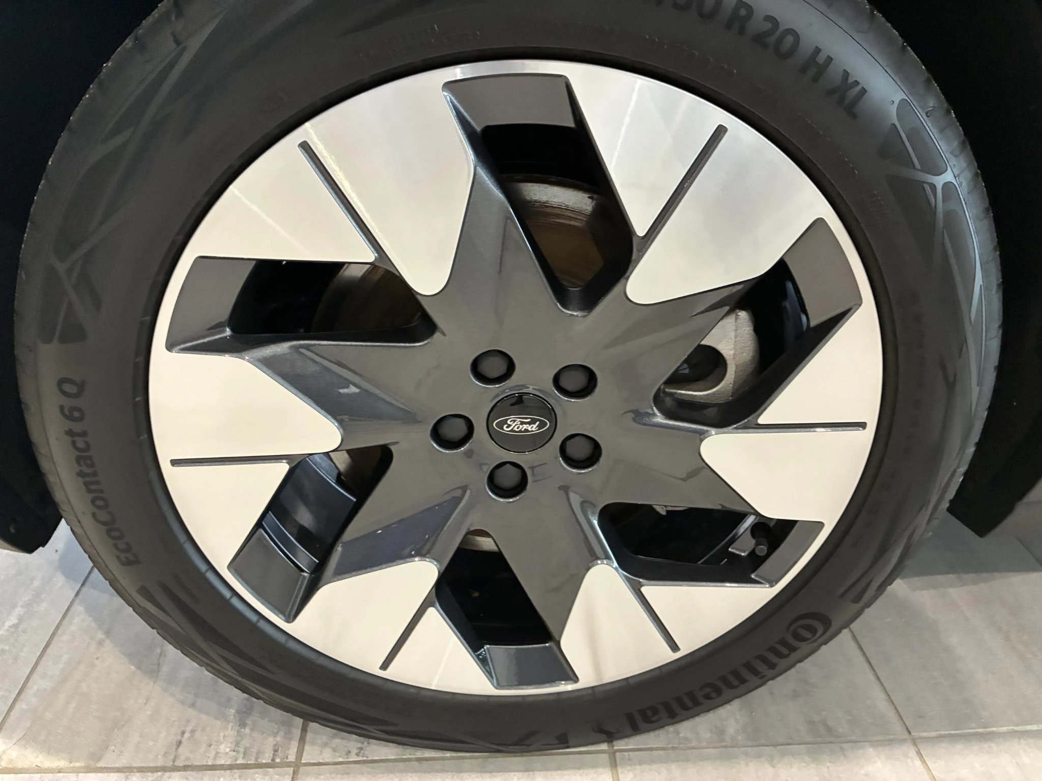 Ford-Explorer-image-9