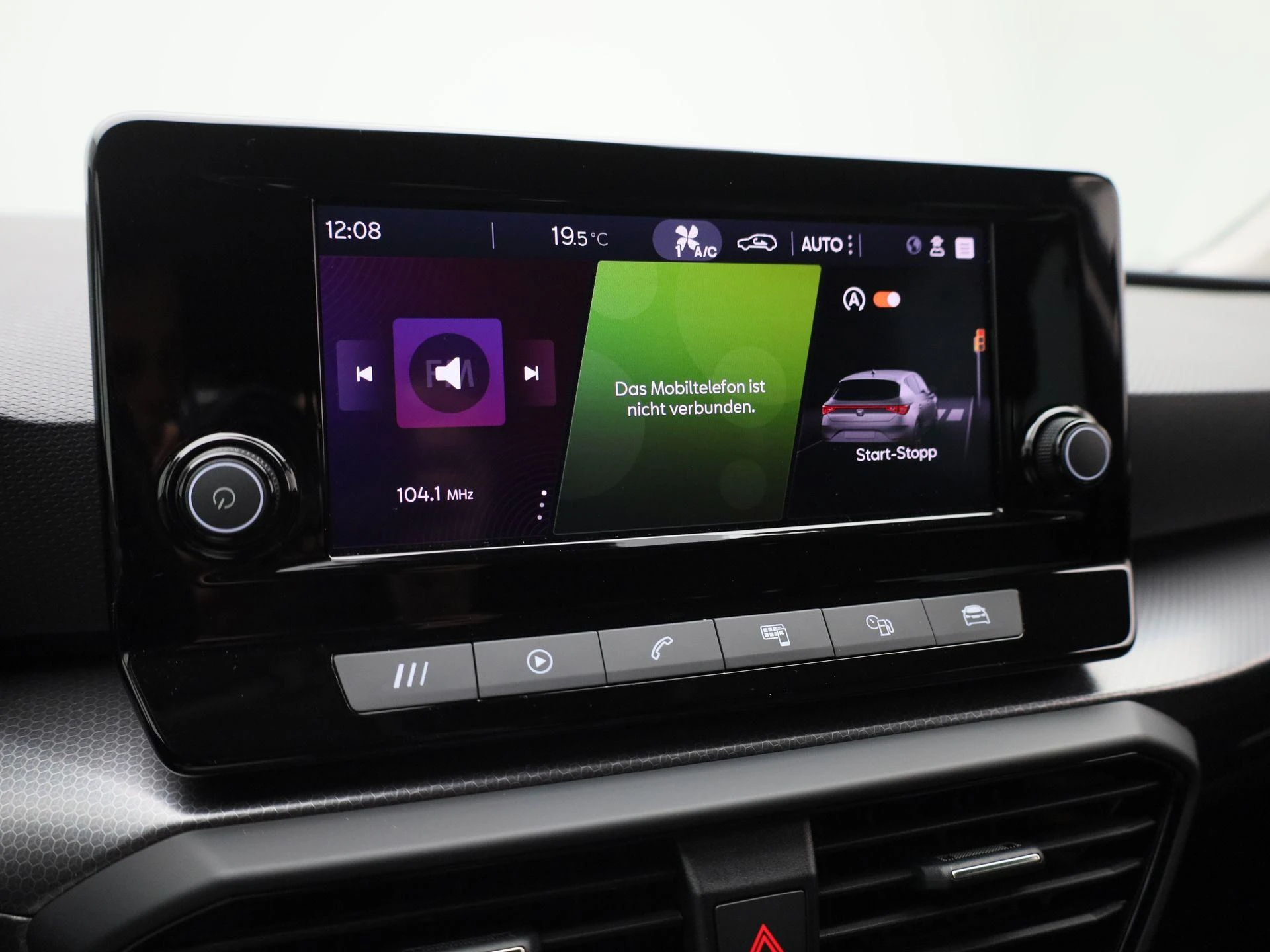 SEAT-Leon-image-24