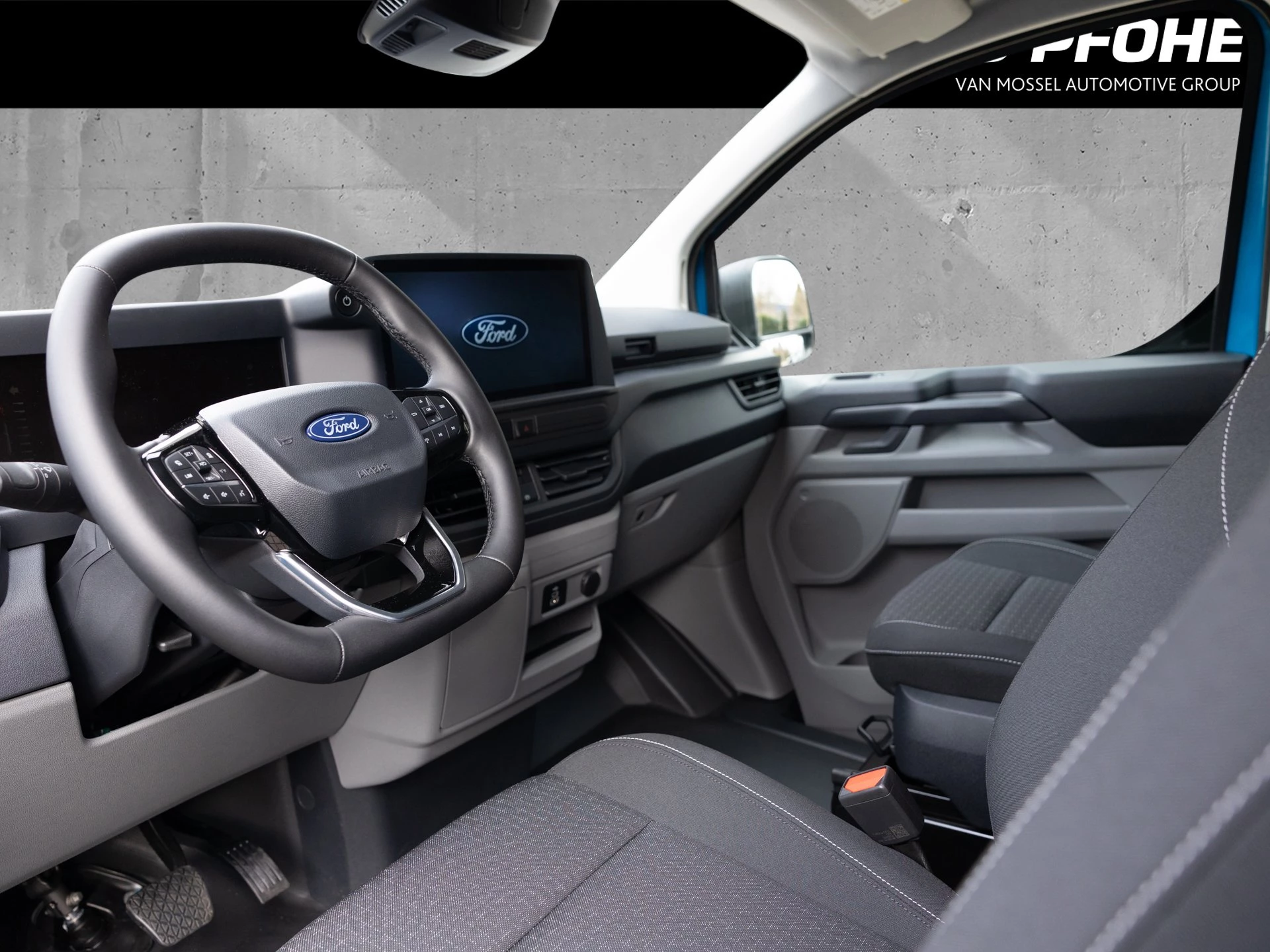 Ford-Transit Custom-image-3