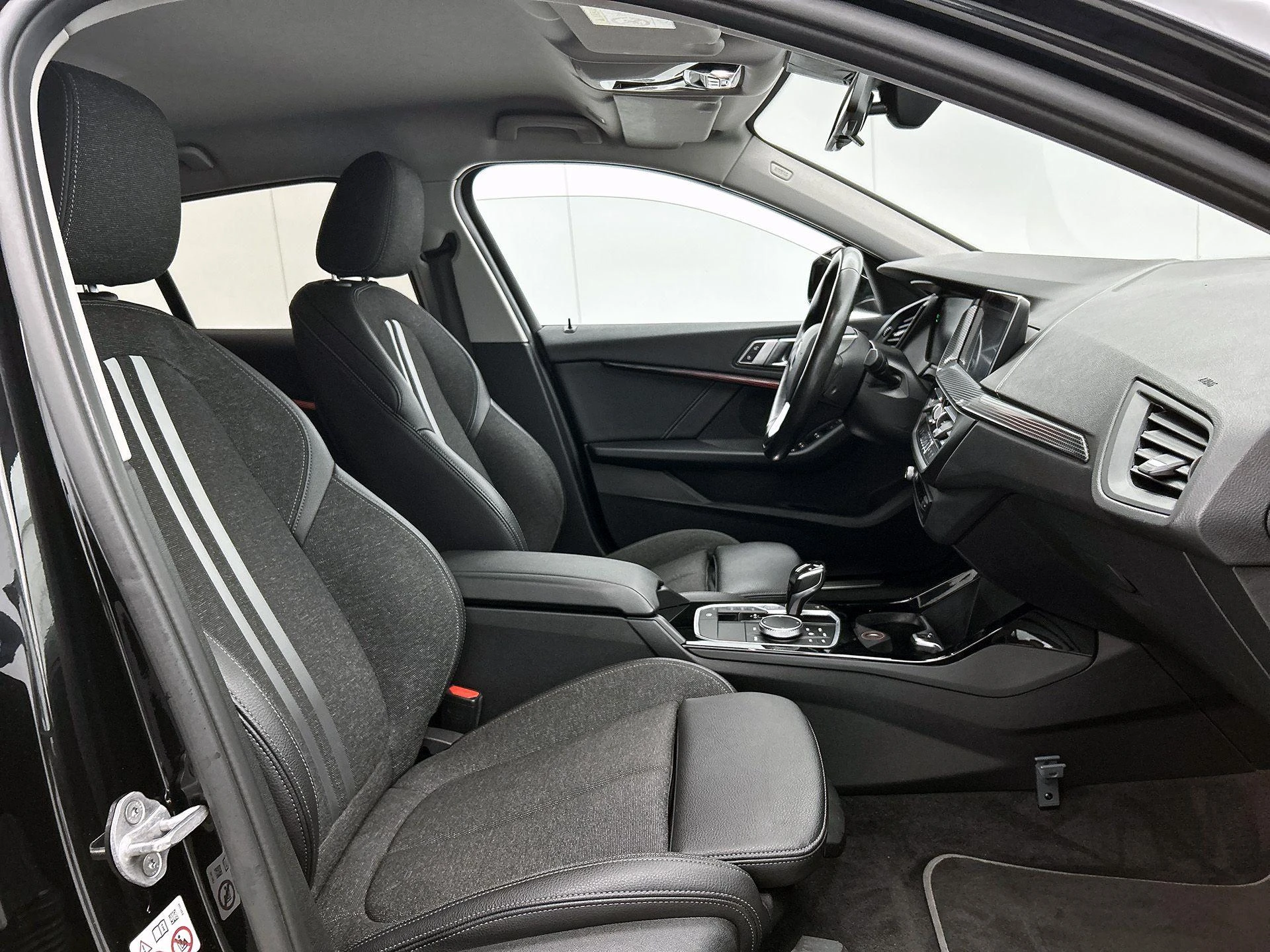 BMW-1 Serie-image-33