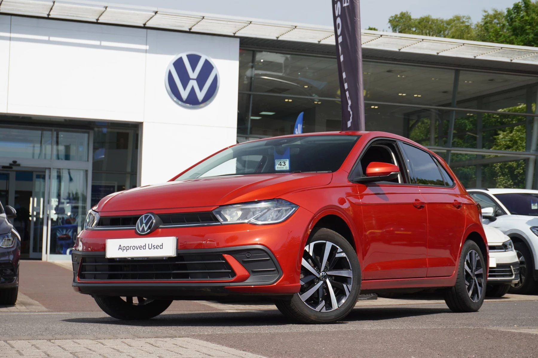 Volkswagen-Polo-image-40
