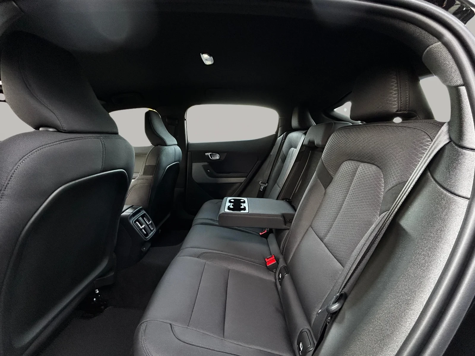 Polestar-2-image-12