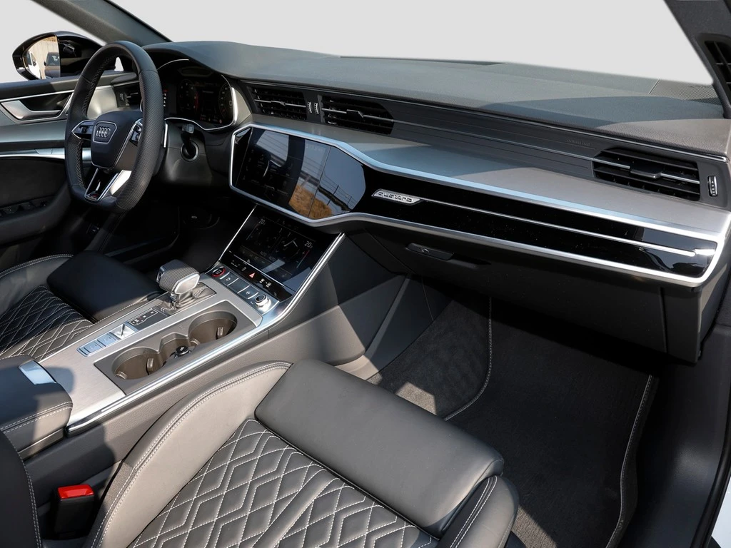 Audi-S6-image-12