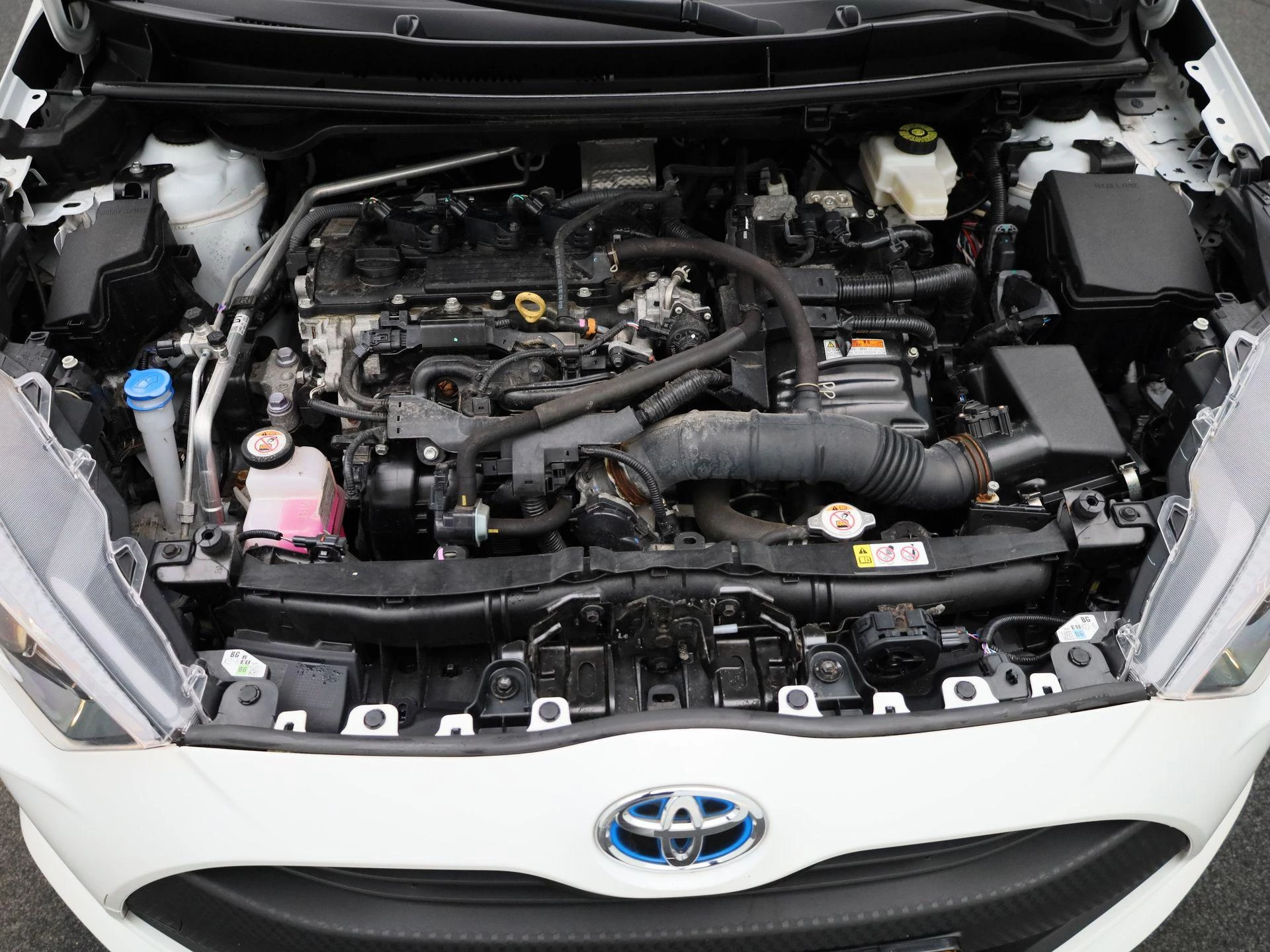 Toyota-Yaris-image-25