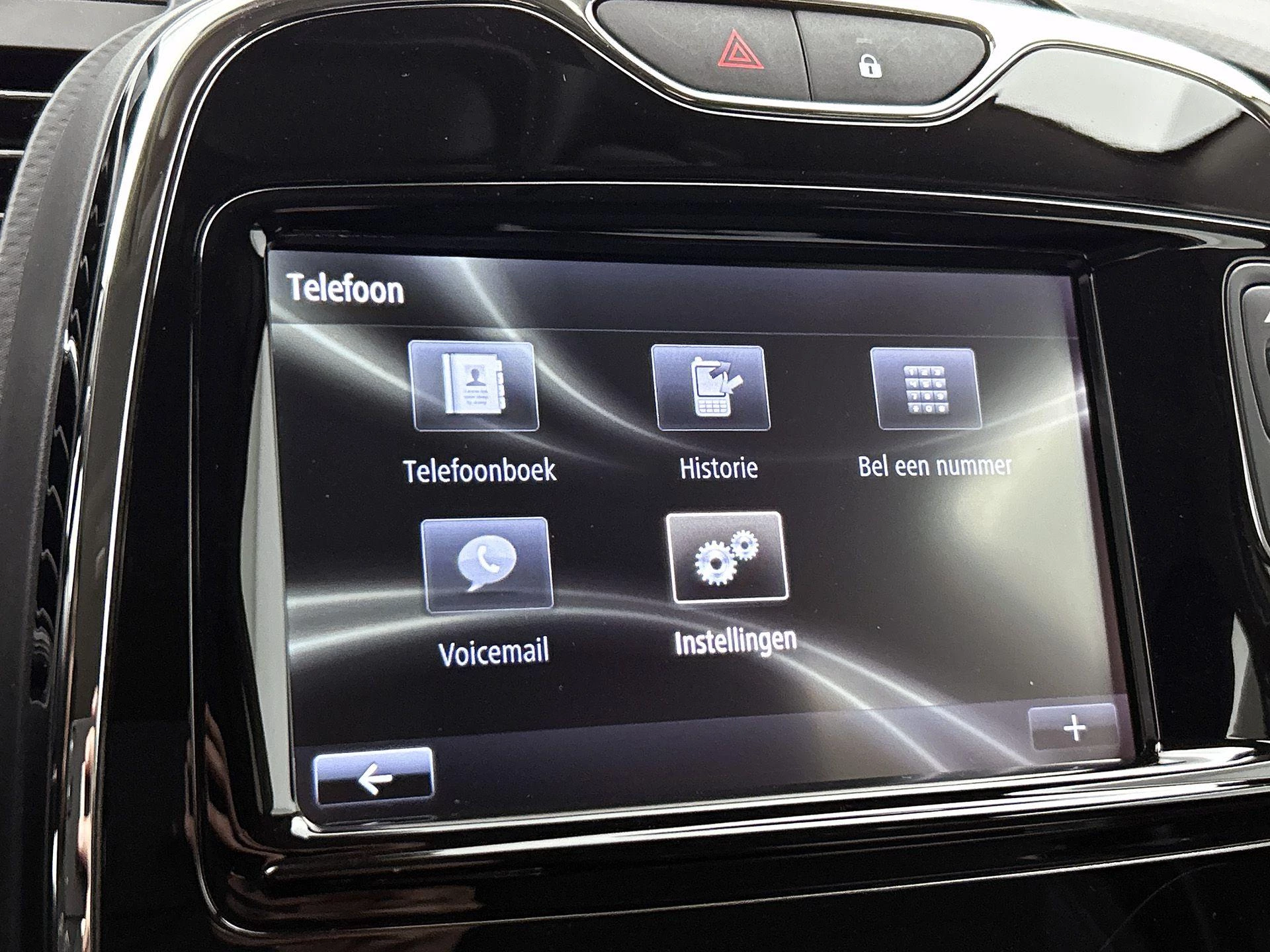 Renault-Captur-image-8