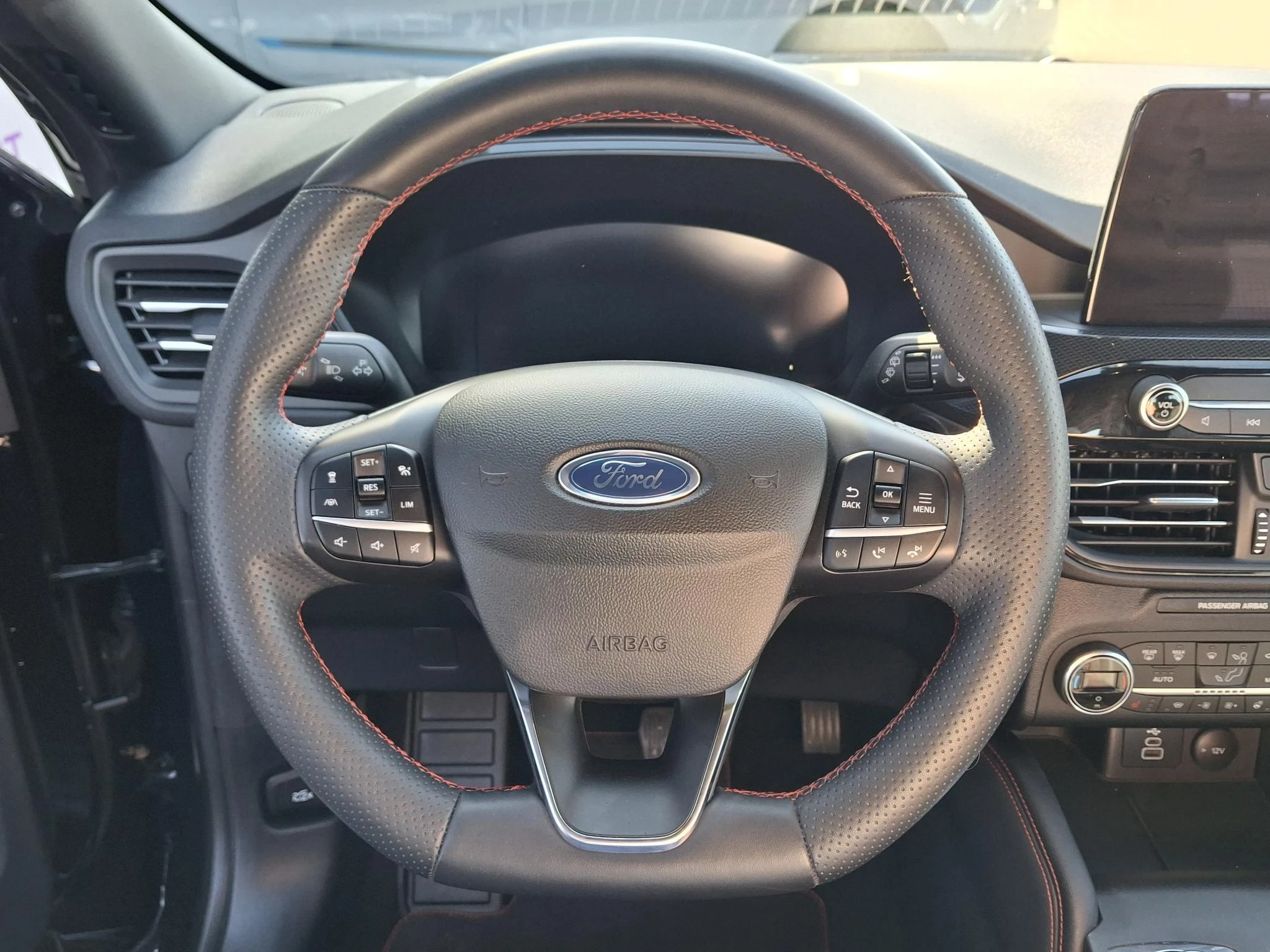 Ford-Kuga-image-10