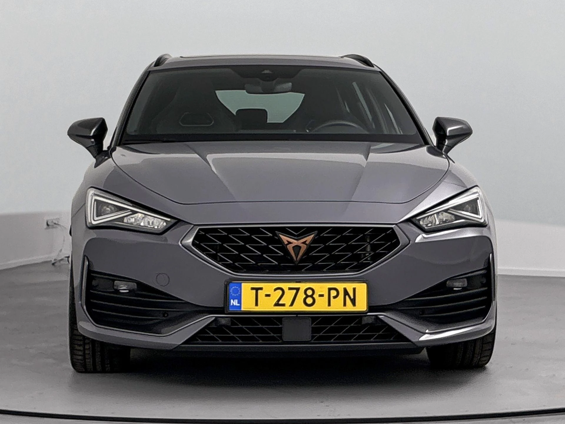 CUPRA-Leon Sportstourer-image-4