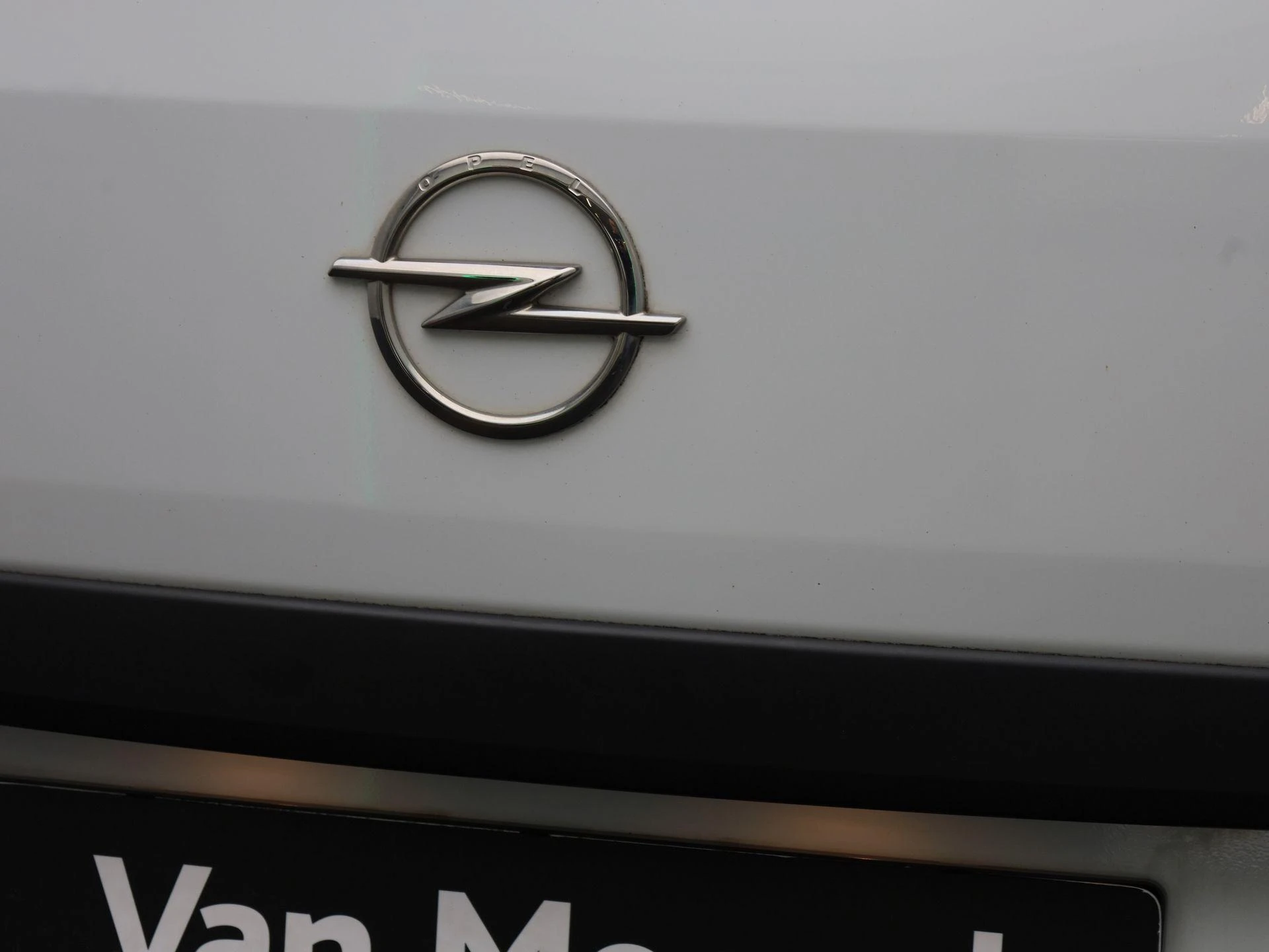 Opel-Combo Life-image-30