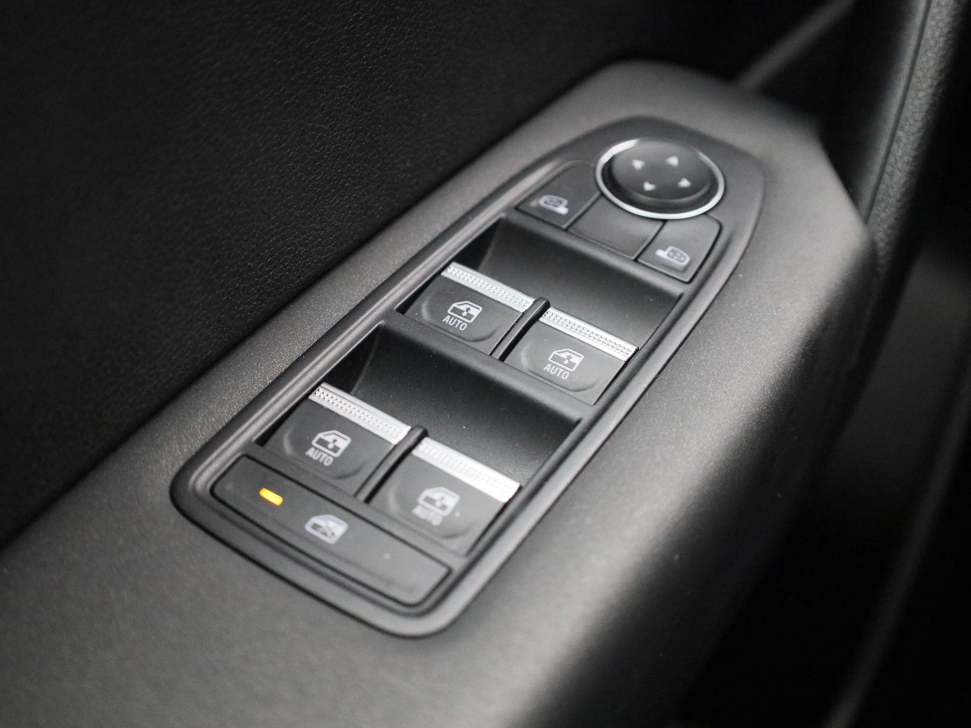 Renault-Captur-image-28